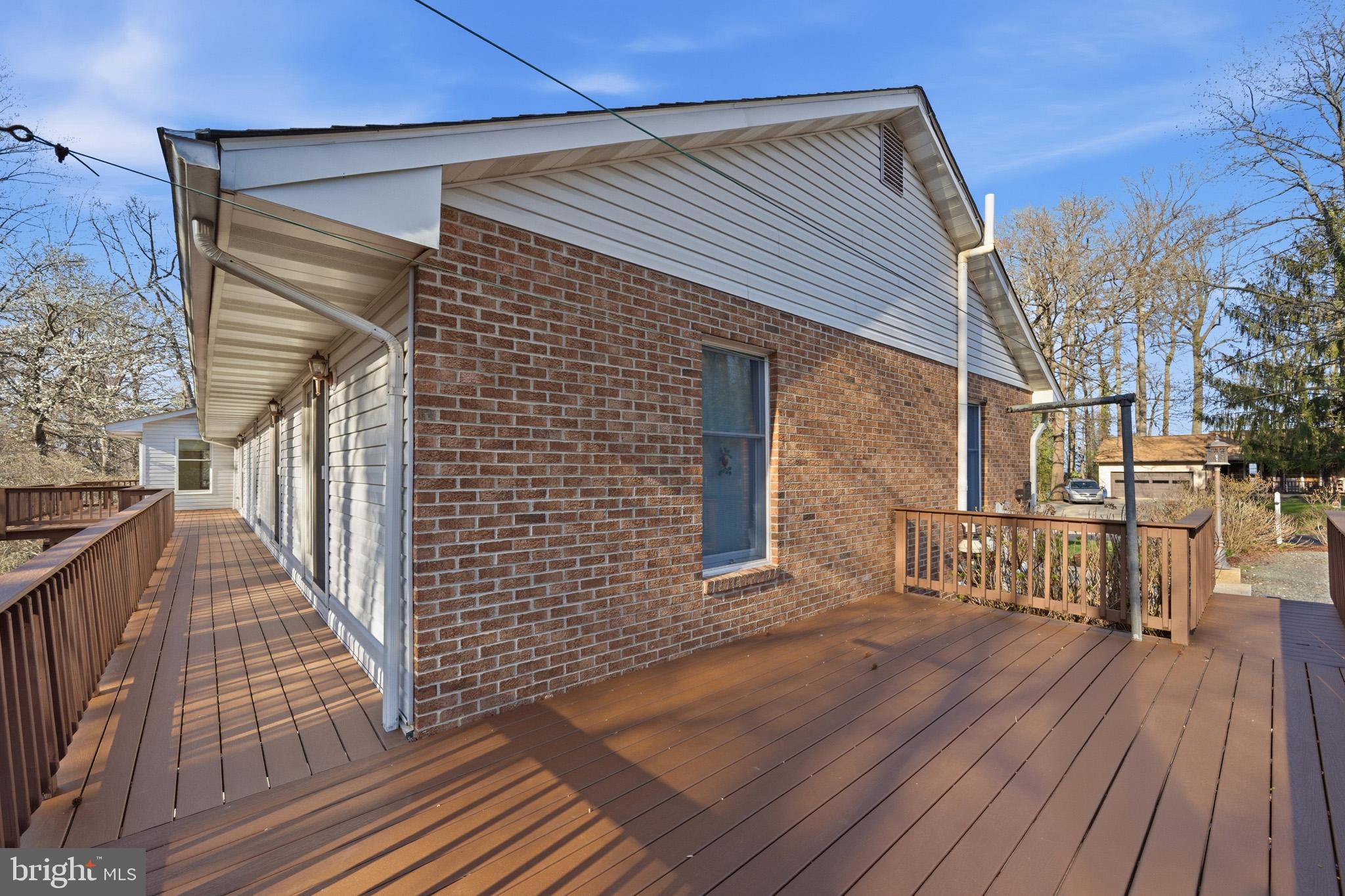 WESTERN SHORES - Residential