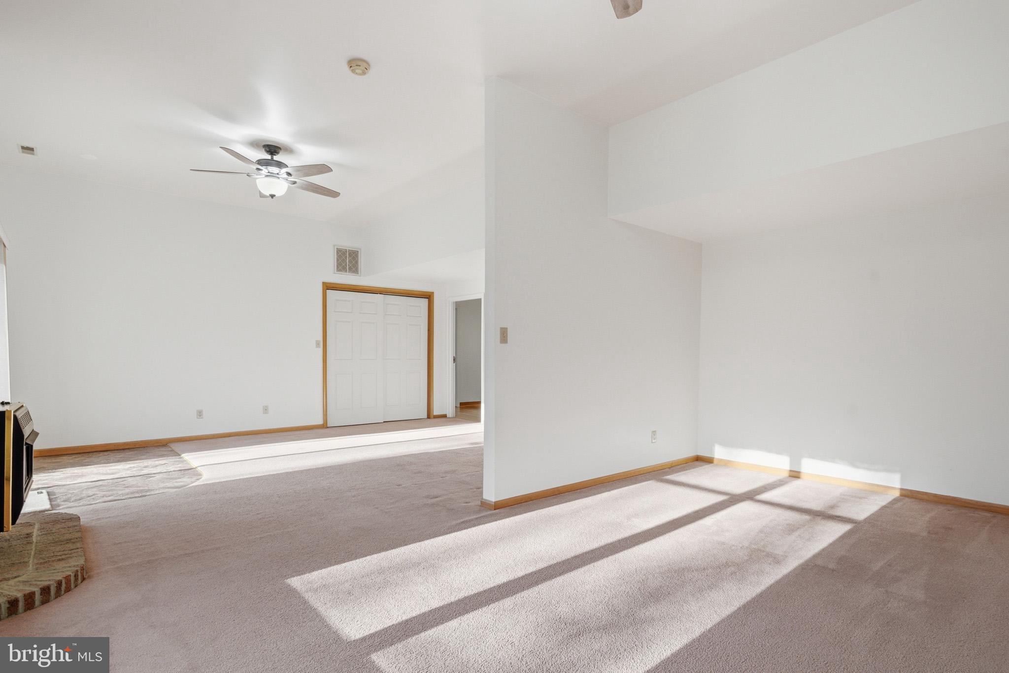 WESTERN SHORES - Residential