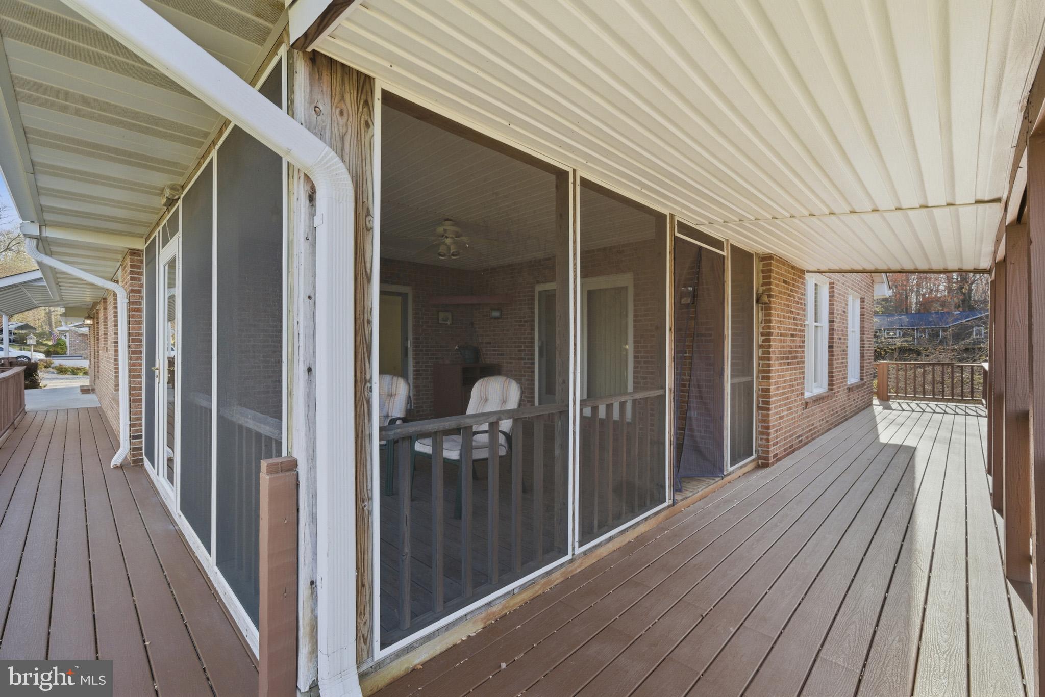 WESTERN SHORES - Residential