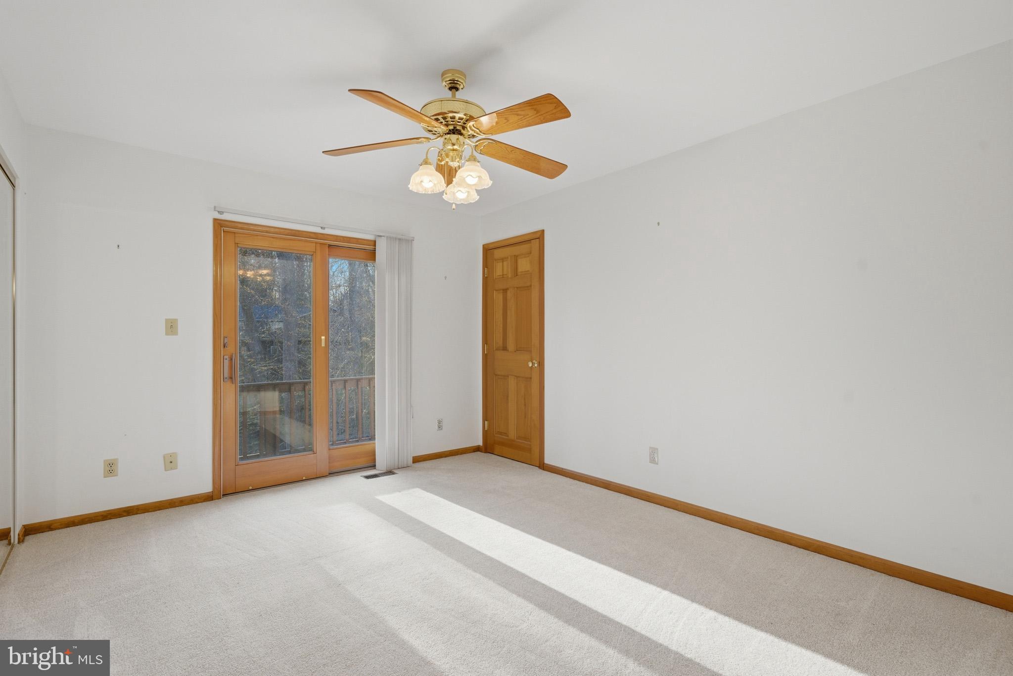 WESTERN SHORES - Residential