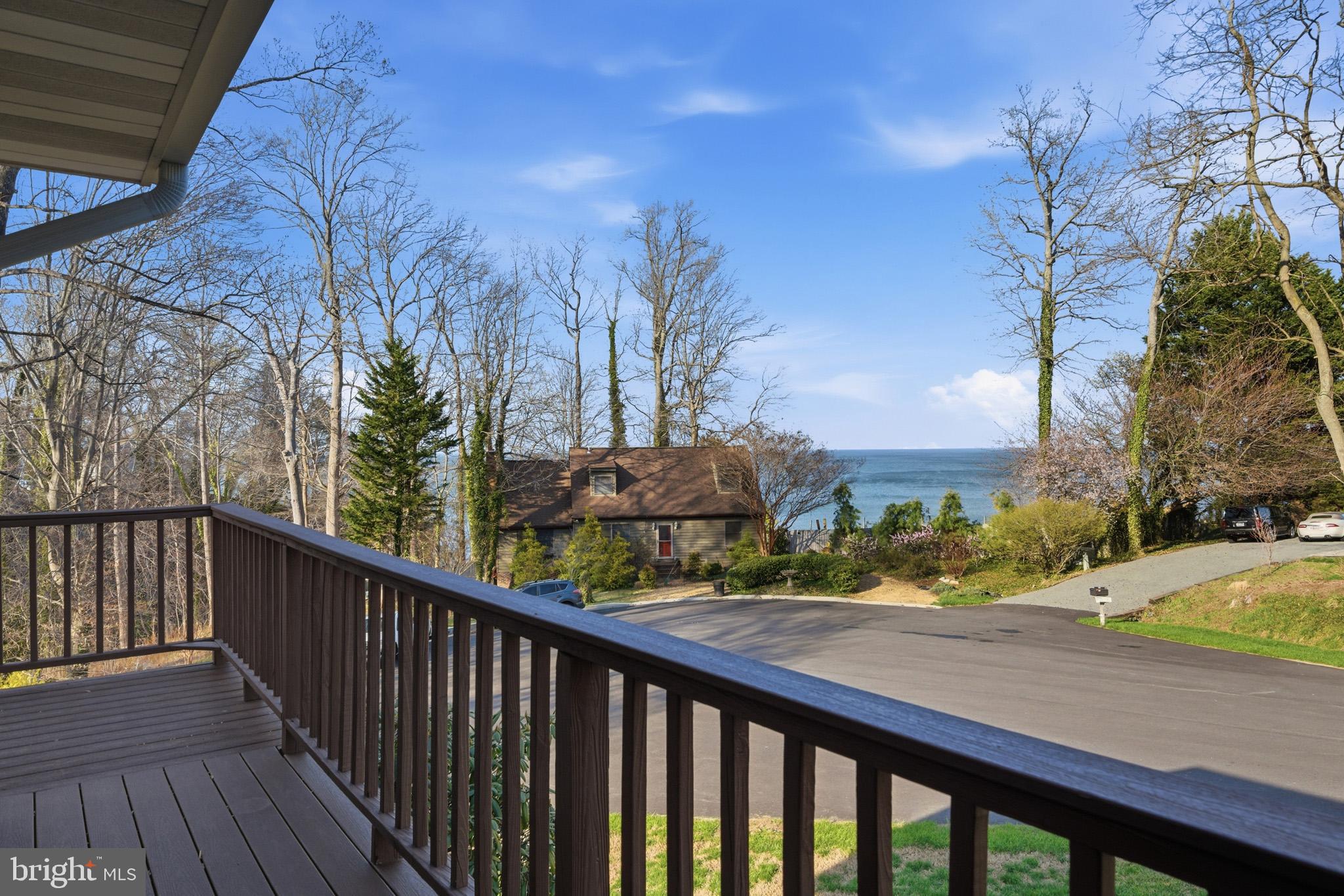 WESTERN SHORES - Residential