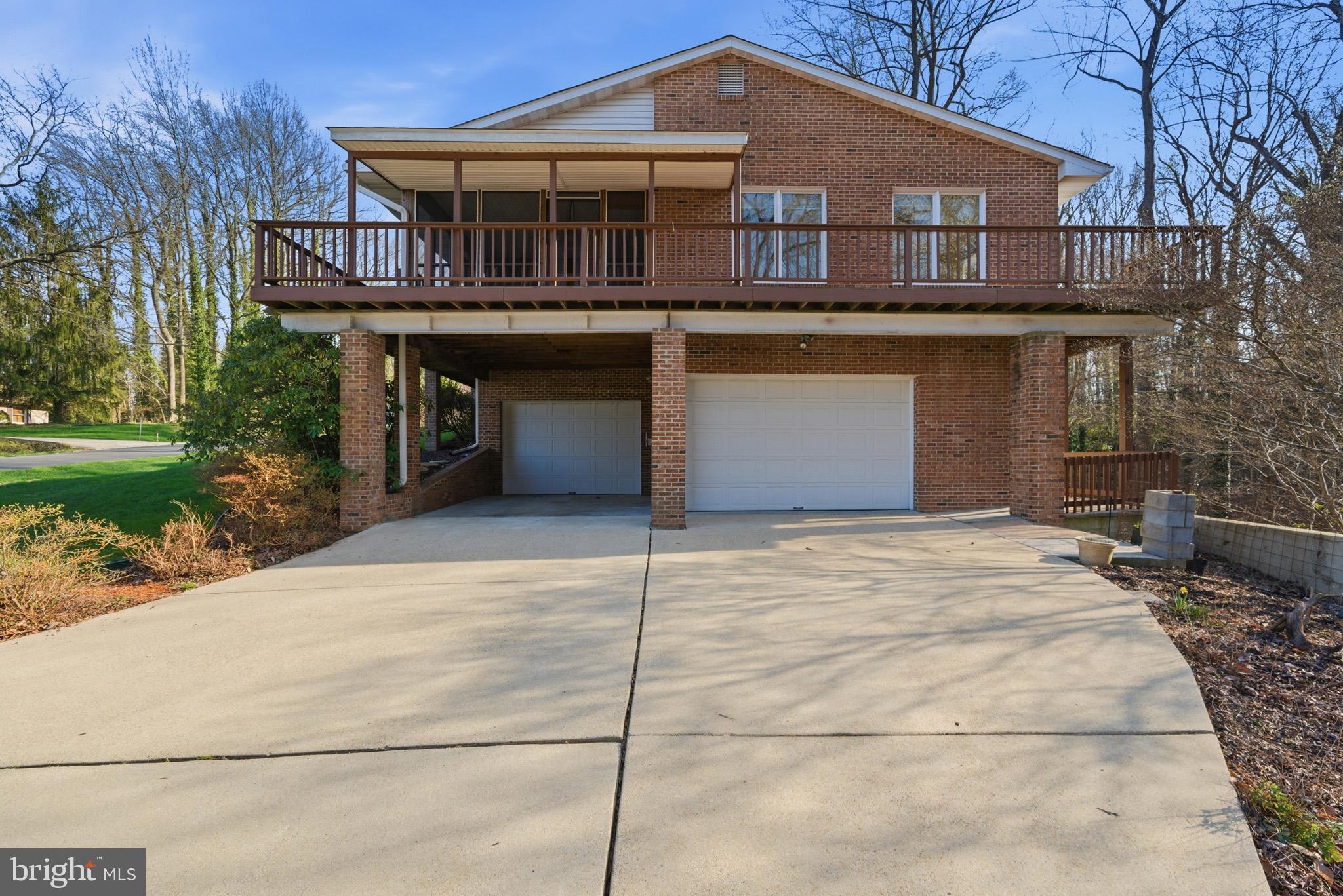 WESTERN SHORES - Residential