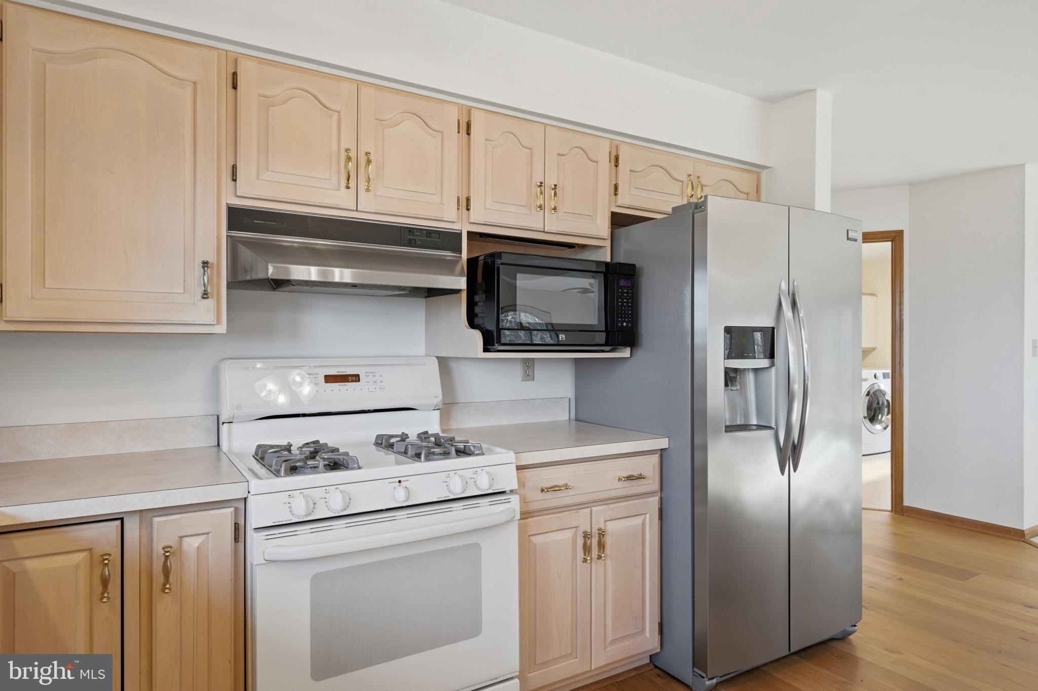 WESTERN SHORES - Residential