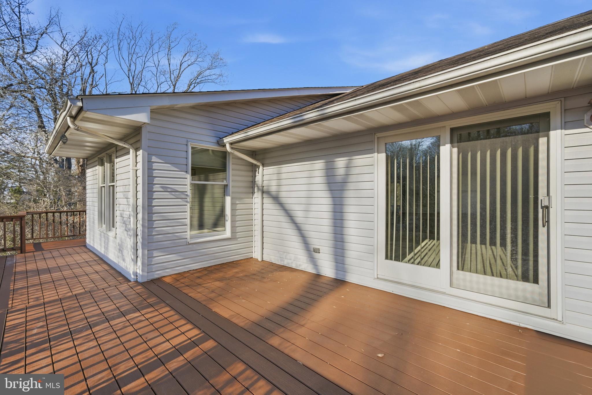 WESTERN SHORES - Residential