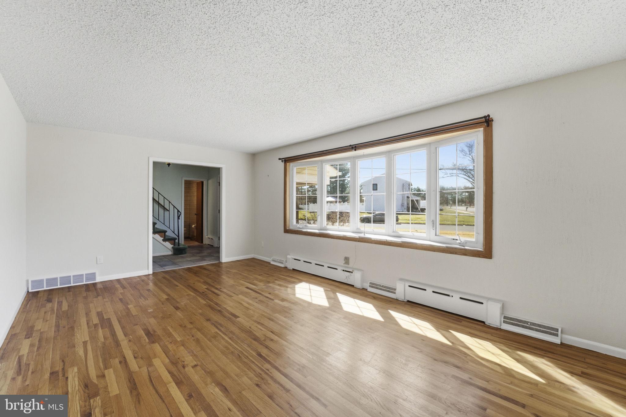 1177 RAMBLEWOOD DRIVE