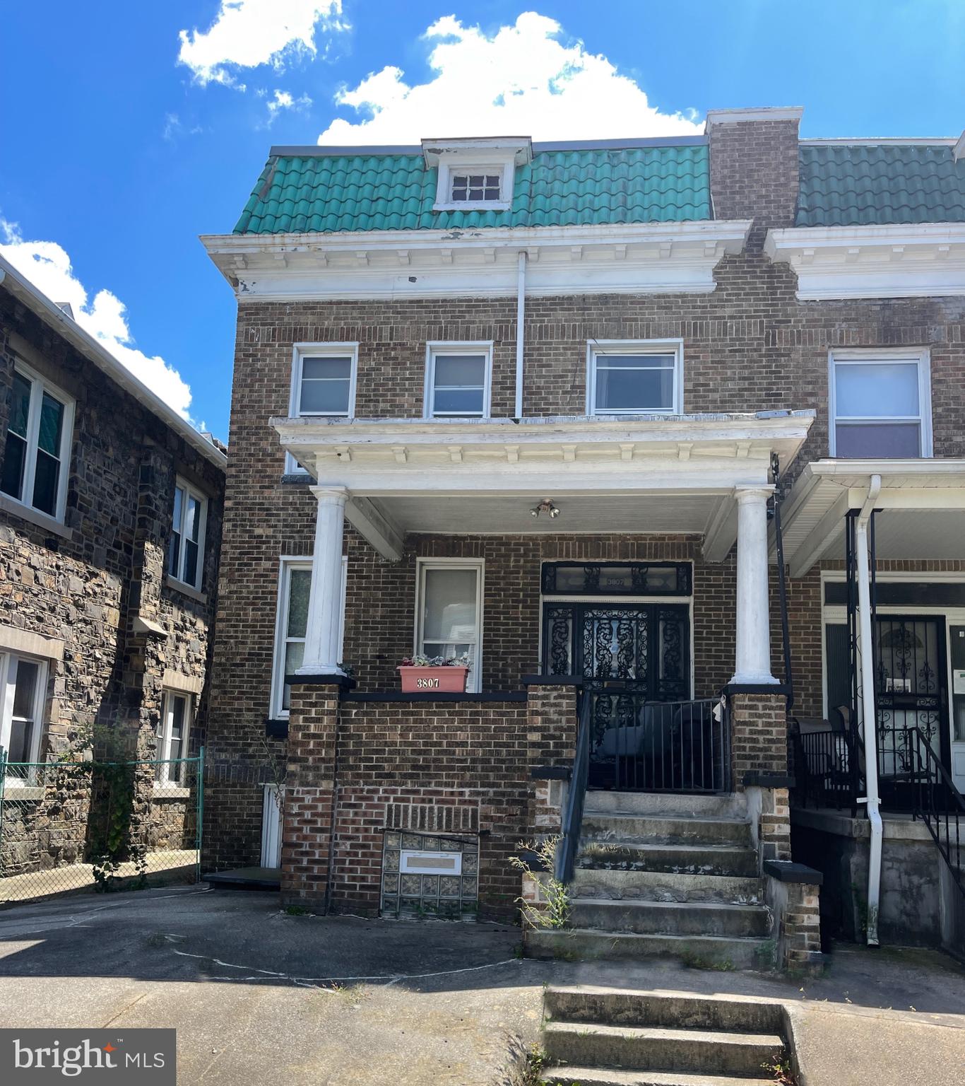 FOREST PARK - Residential