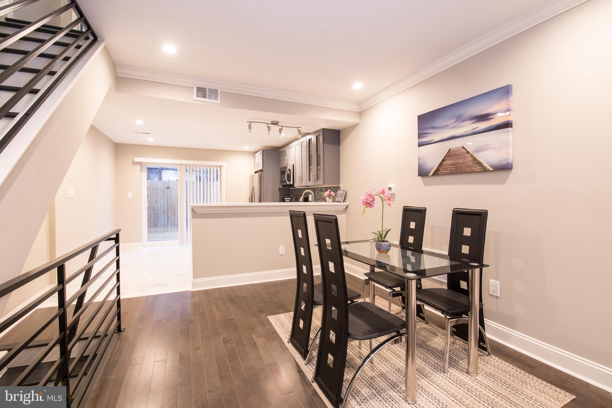 WHITMAN - Residential