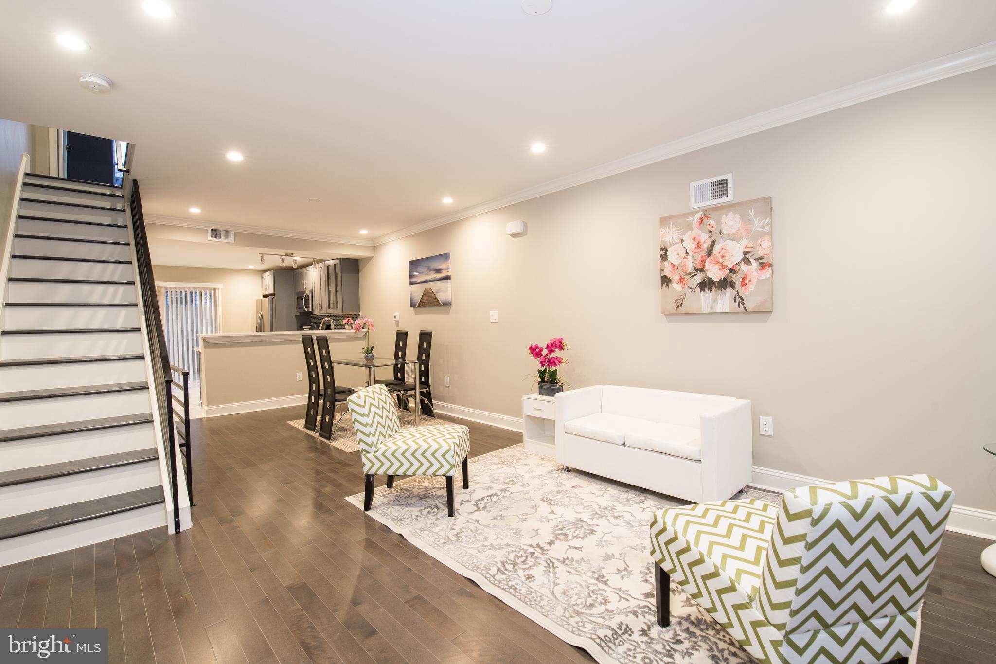 WHITMAN - Residential