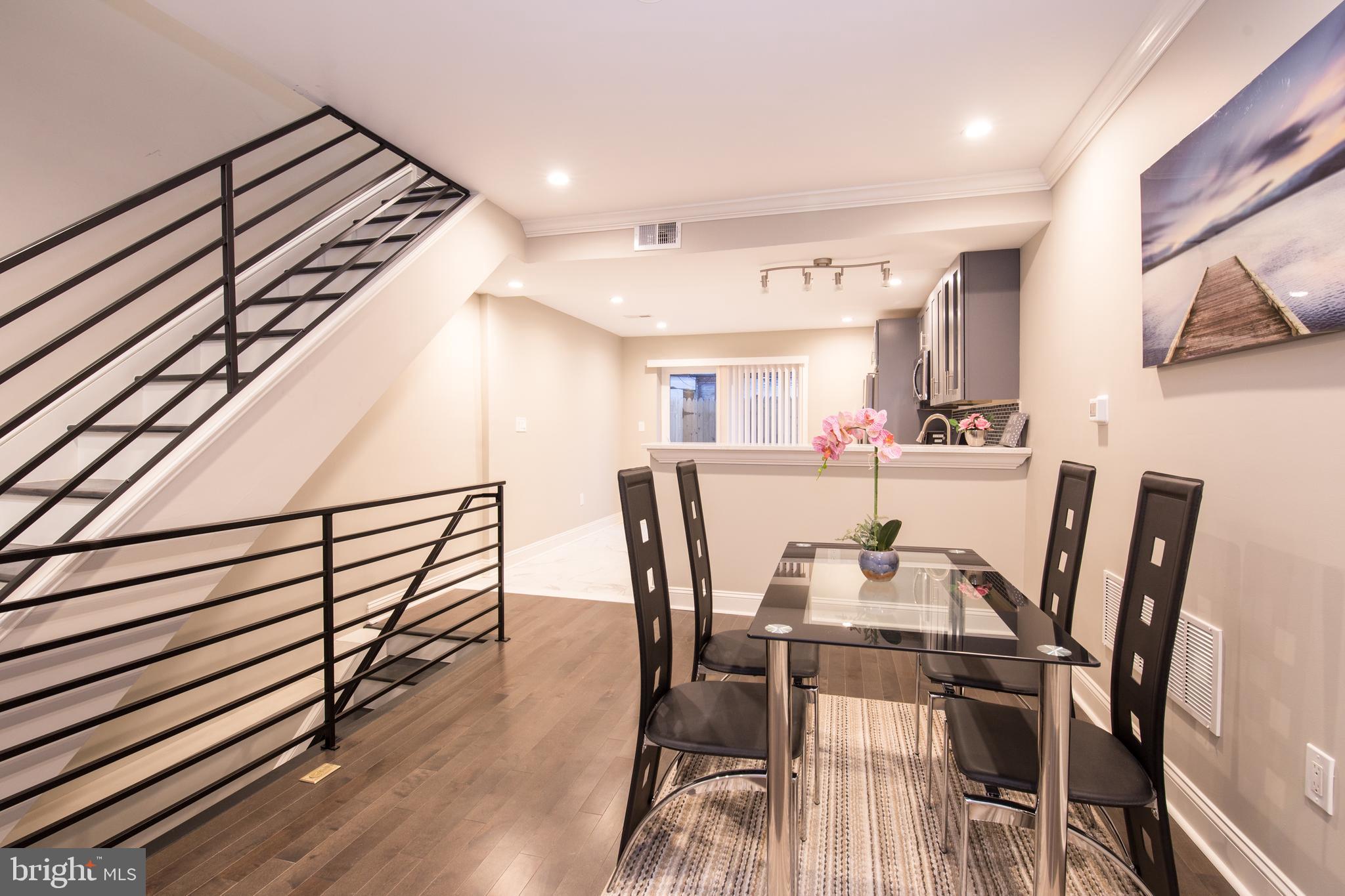 WHITMAN - Residential