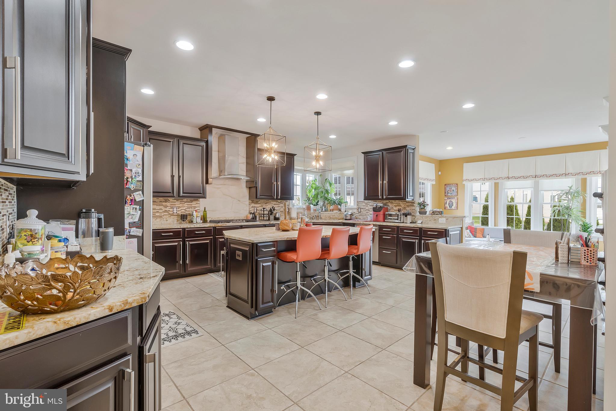 STONEGATE - Residential