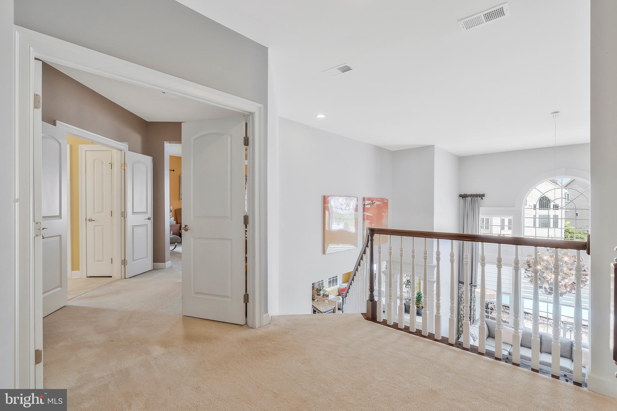 STONEGATE - Residential