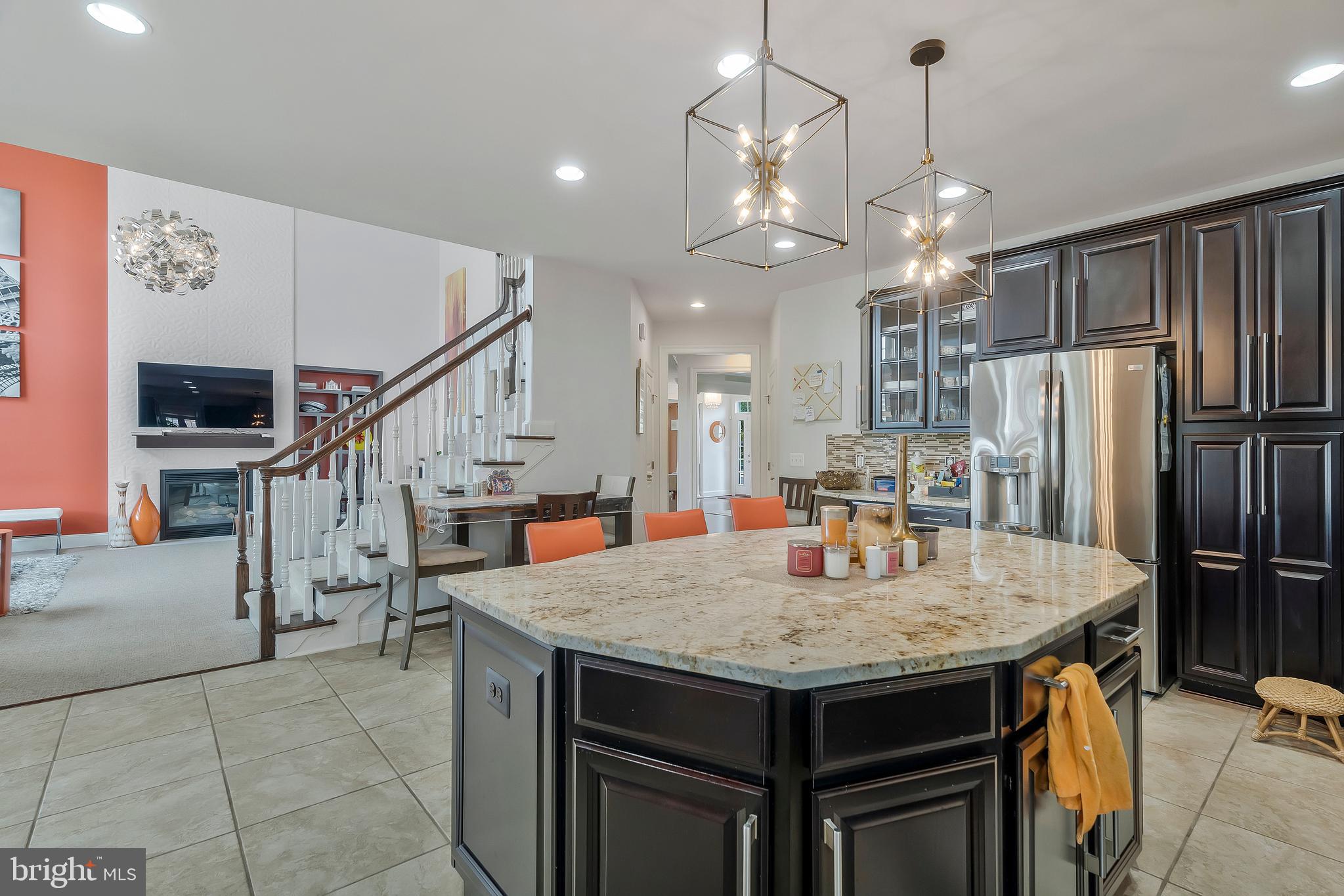 STONEGATE - Residential