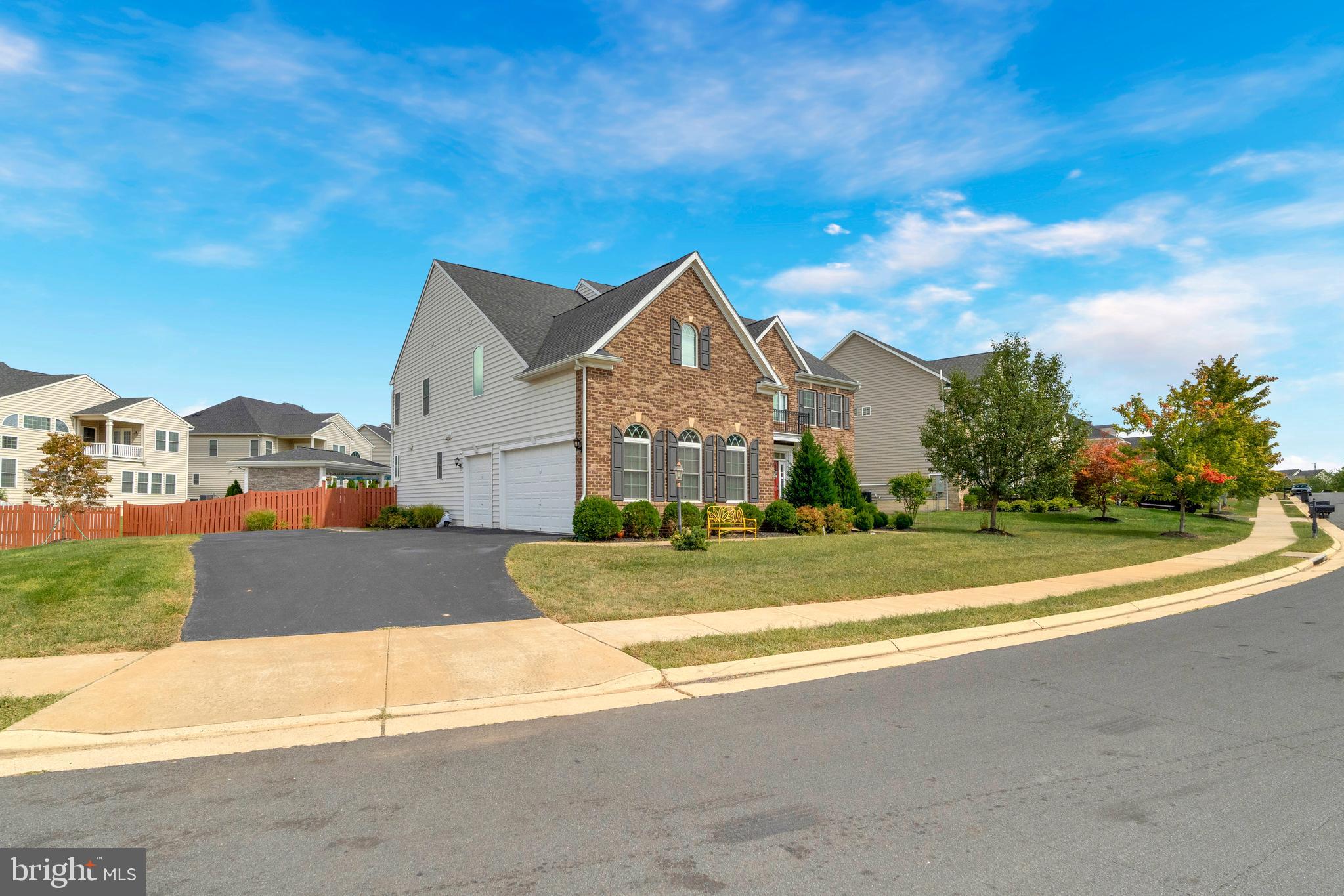 STONEGATE - Residential