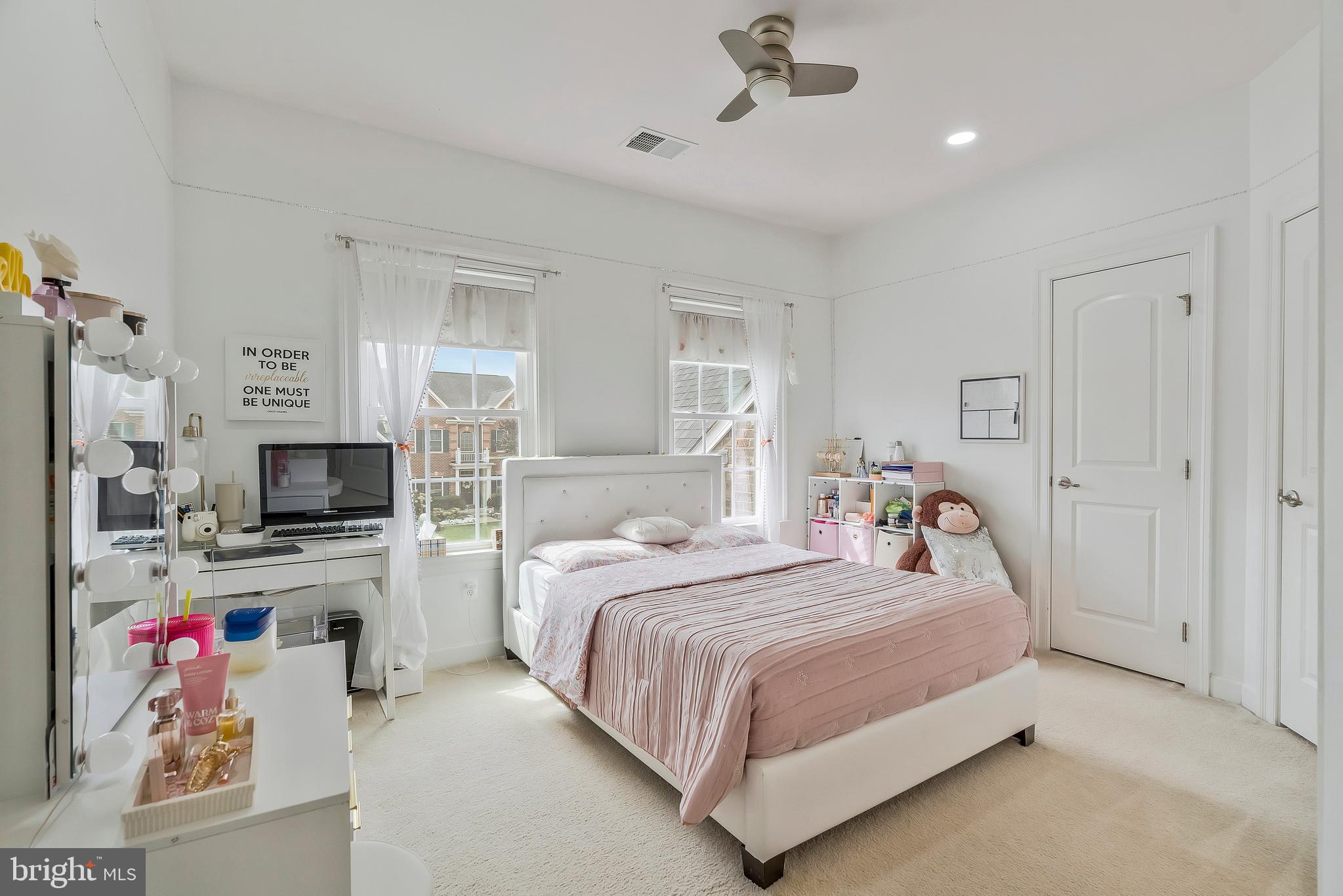 STONEGATE - Residential