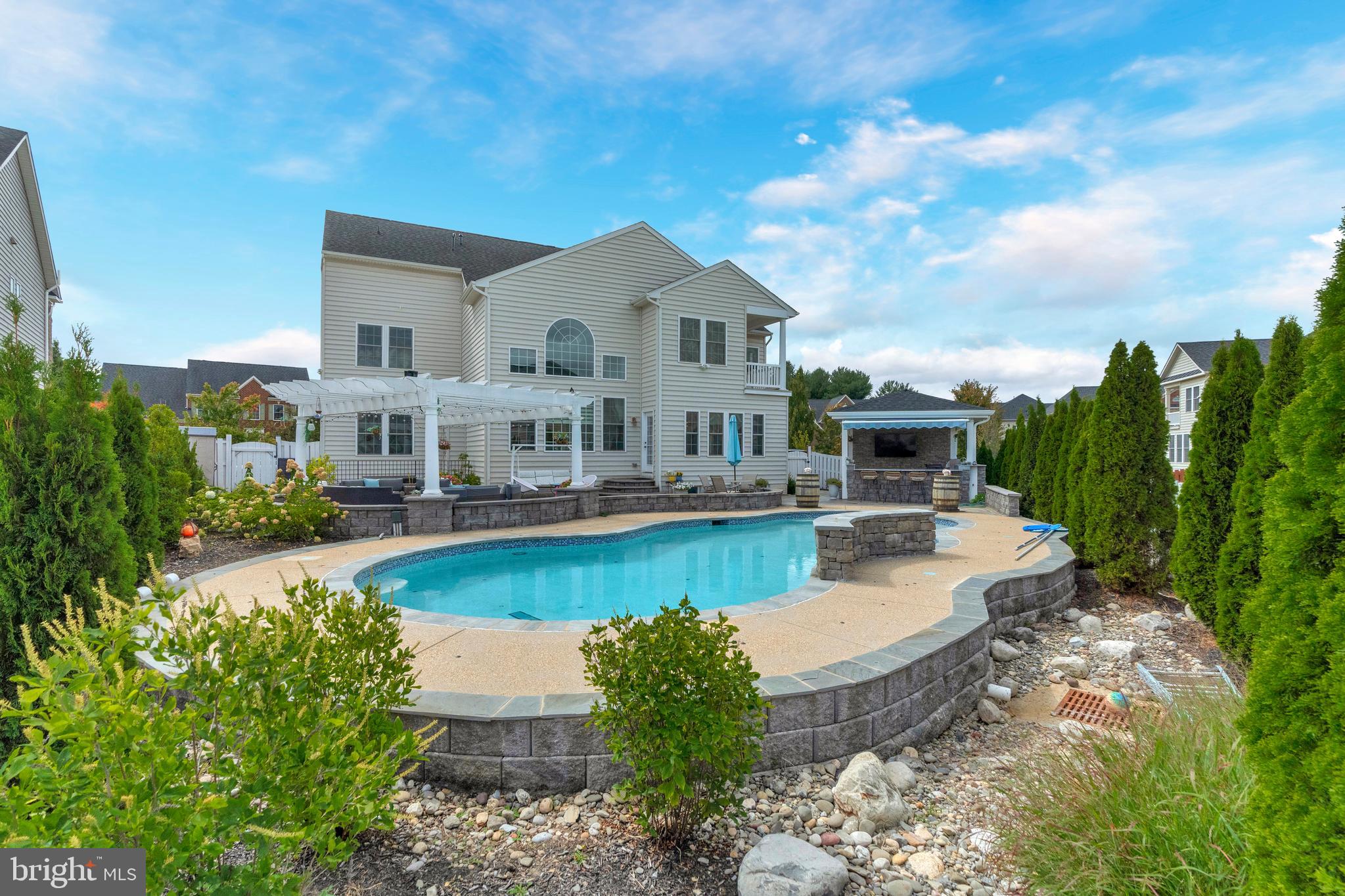 STONEGATE - Residential