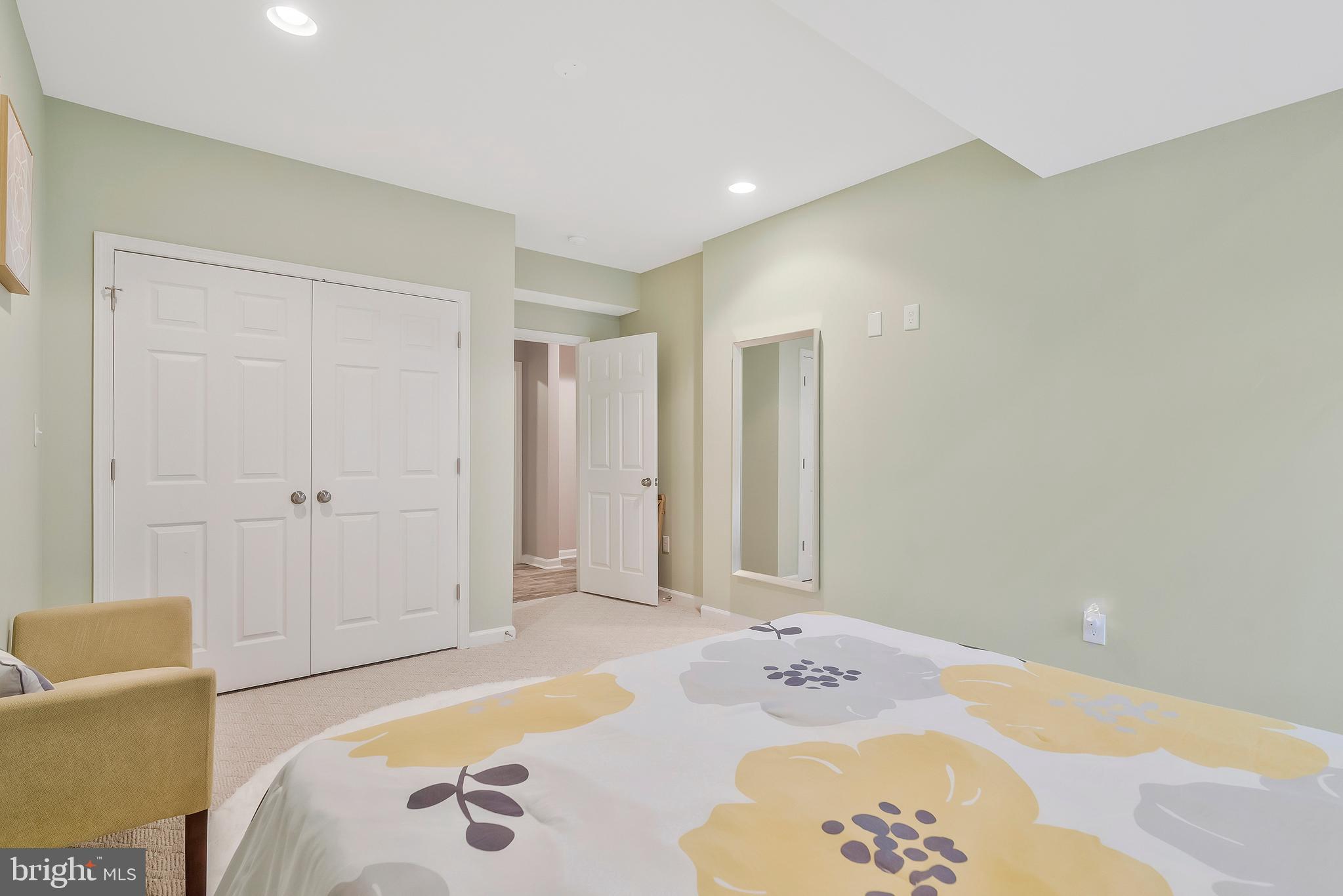 STONEGATE - Residential