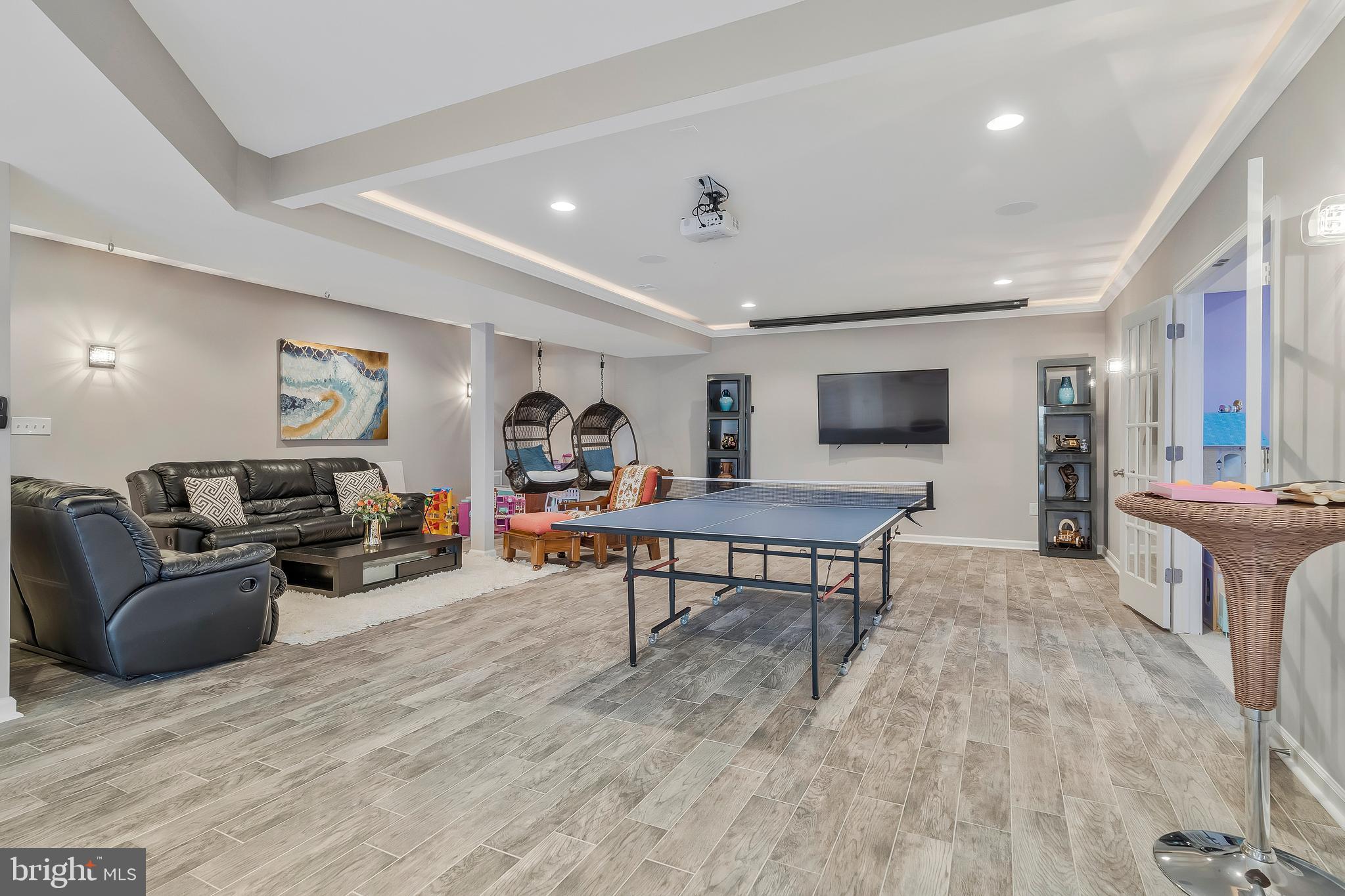 STONEGATE - Residential