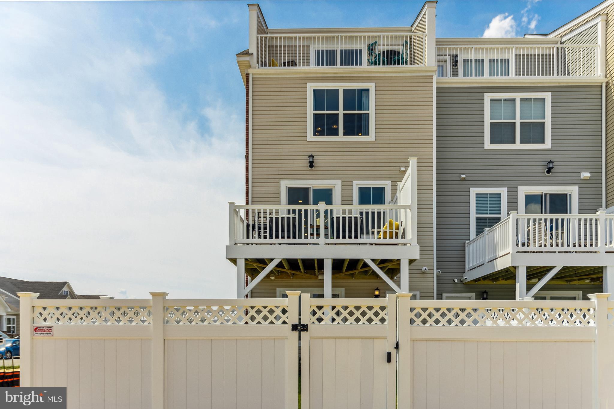 ST. CHARLES TOWNS - Residential