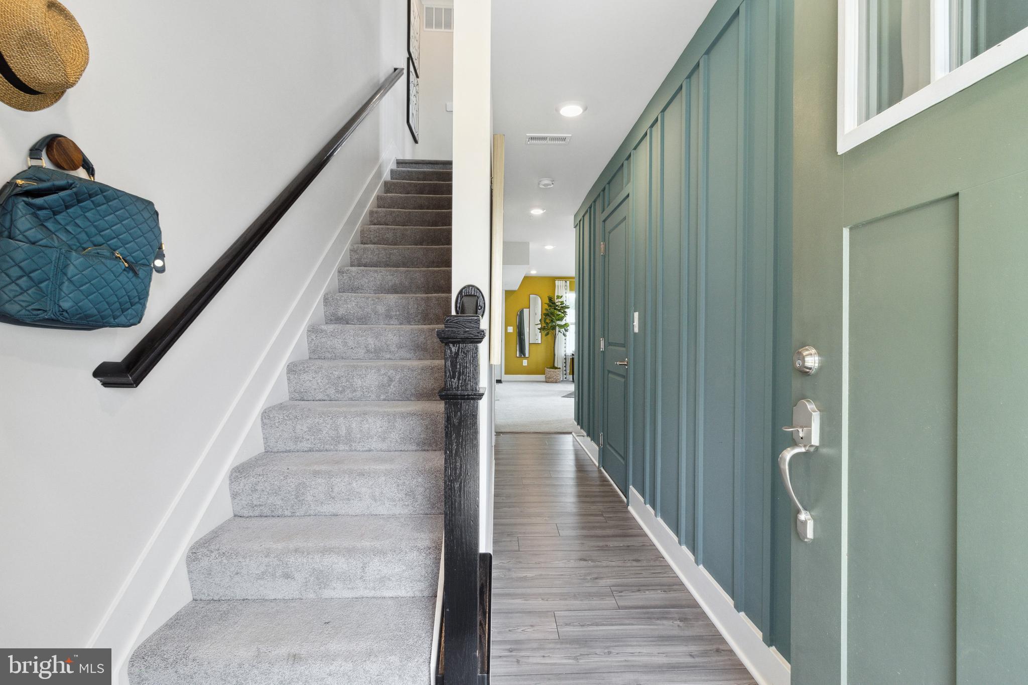 ST. CHARLES TOWNS - Residential