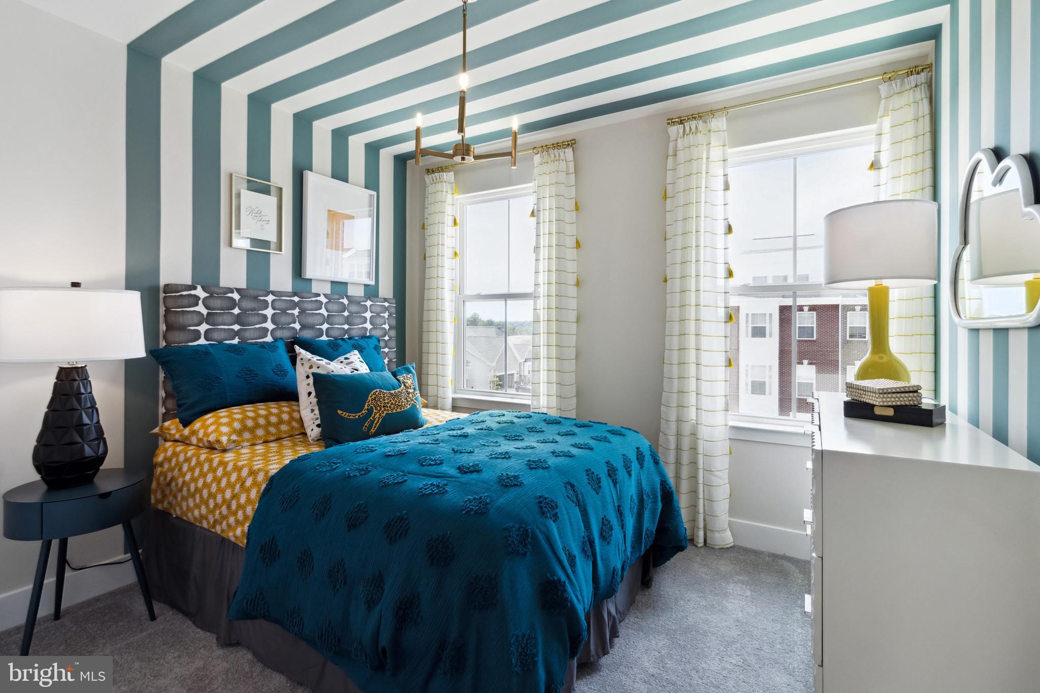 ST. CHARLES TOWNS - Residential