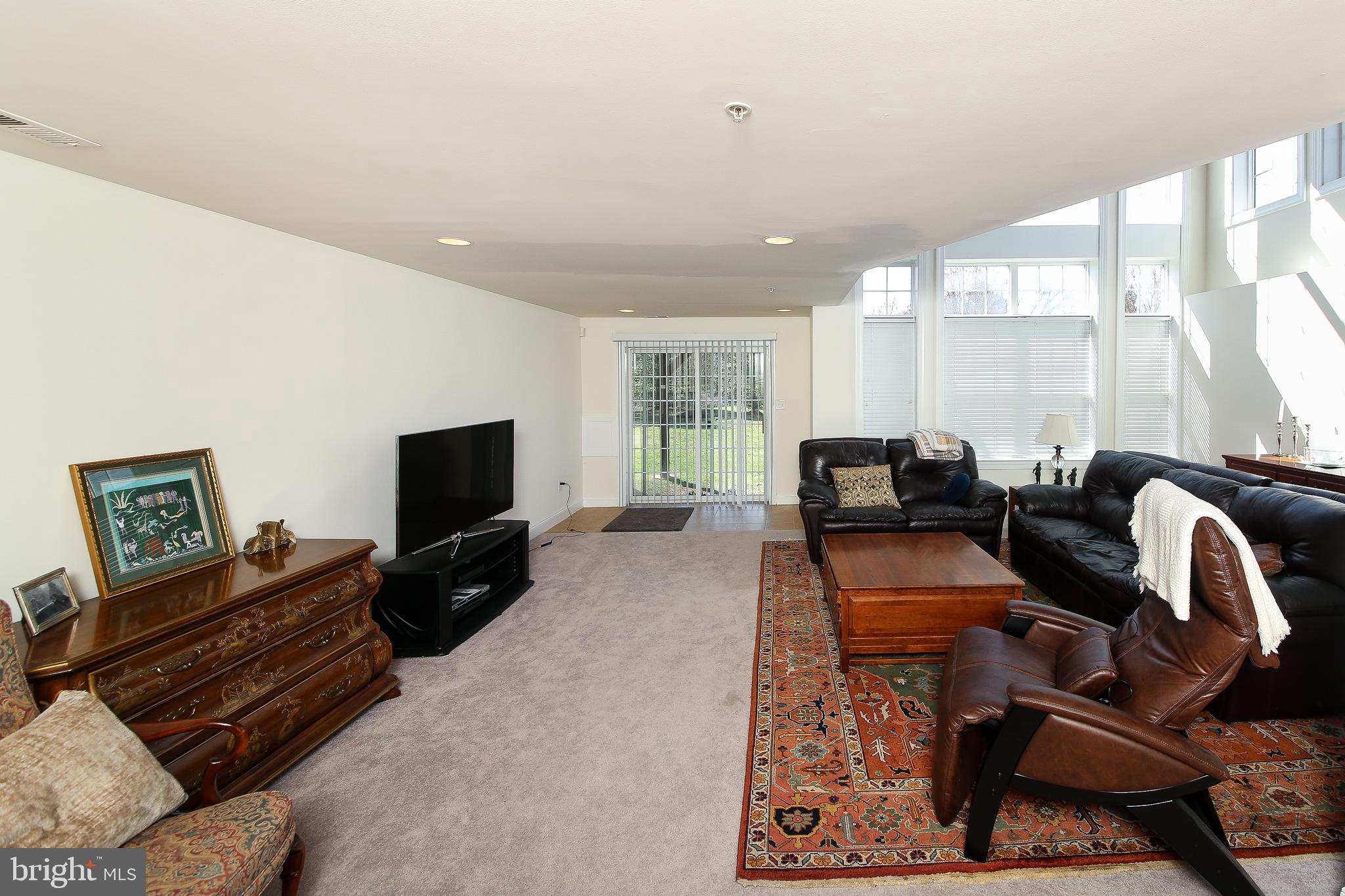 TH AT HERITAGE CNTR - Residential