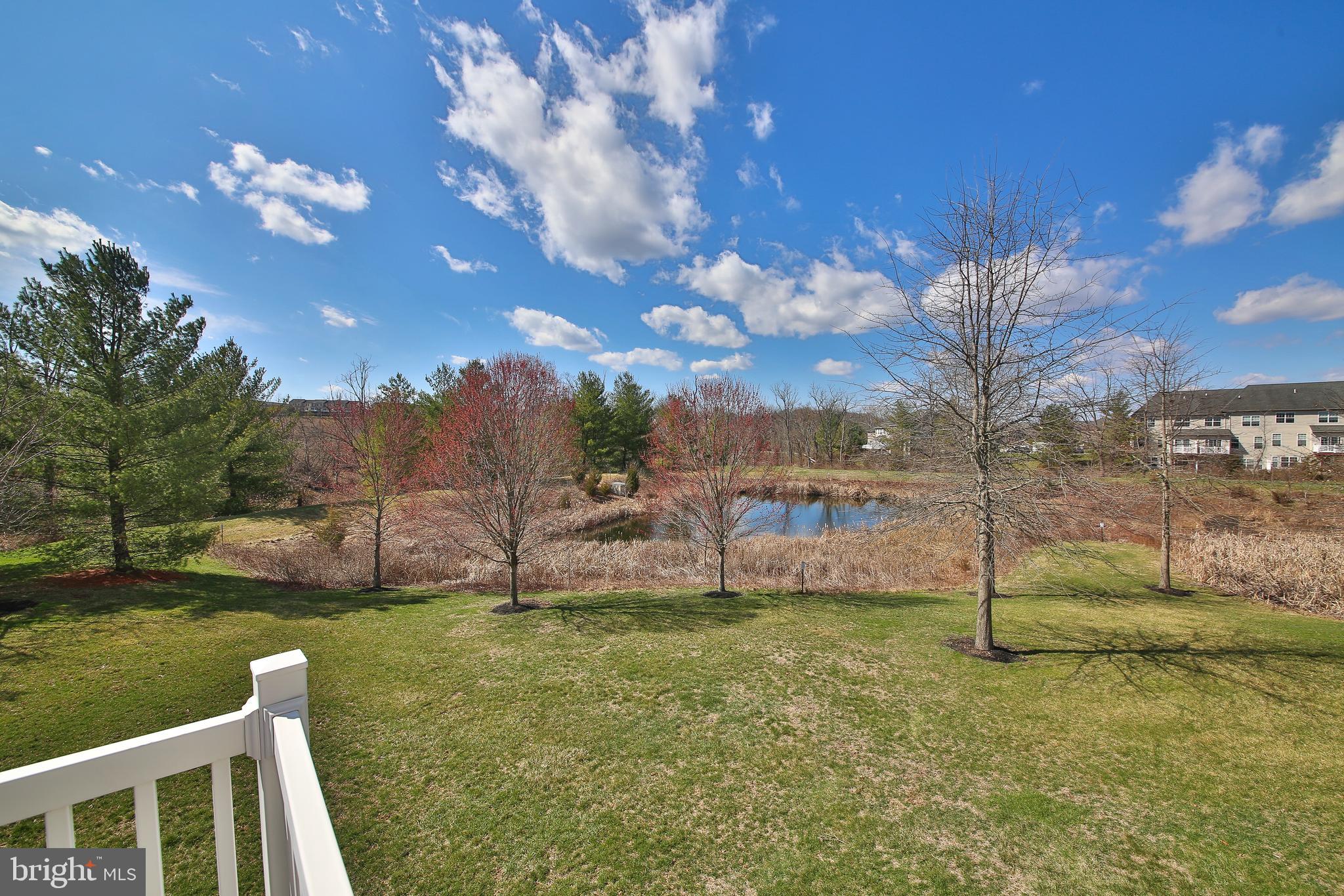 TH AT HERITAGE CNTR - Residential