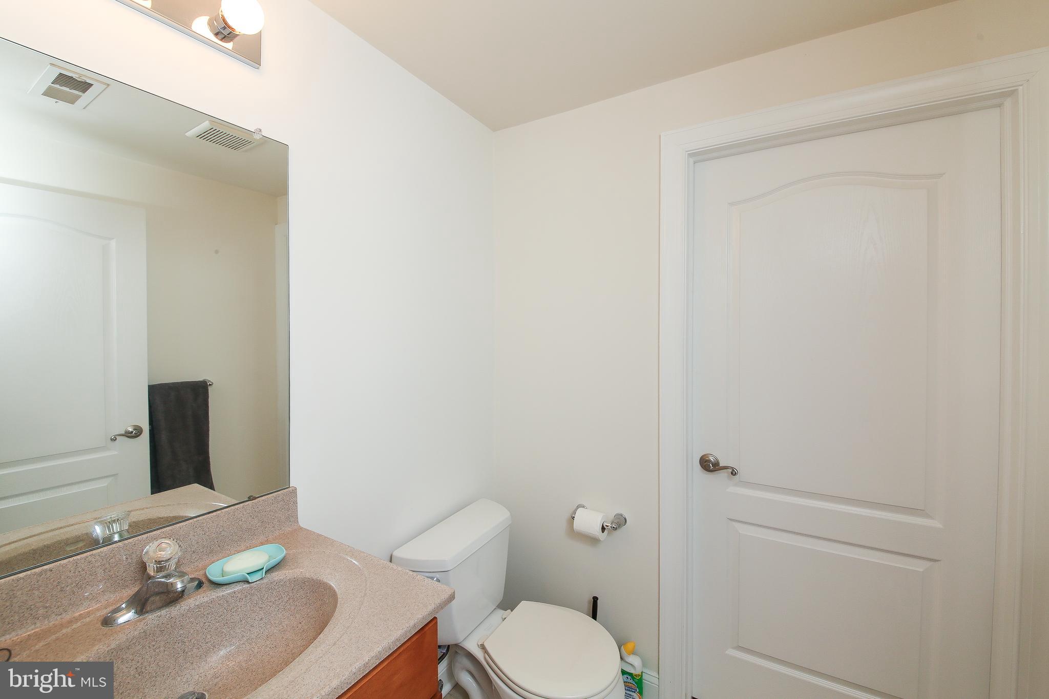 TH AT HERITAGE CNTR - Residential