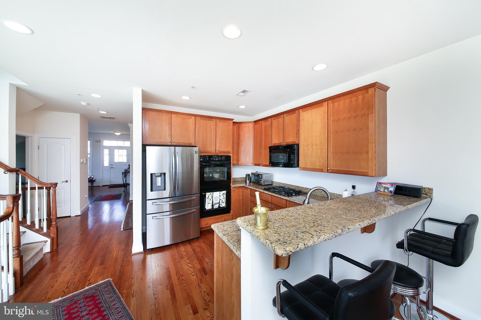 TH AT HERITAGE CNTR - Residential