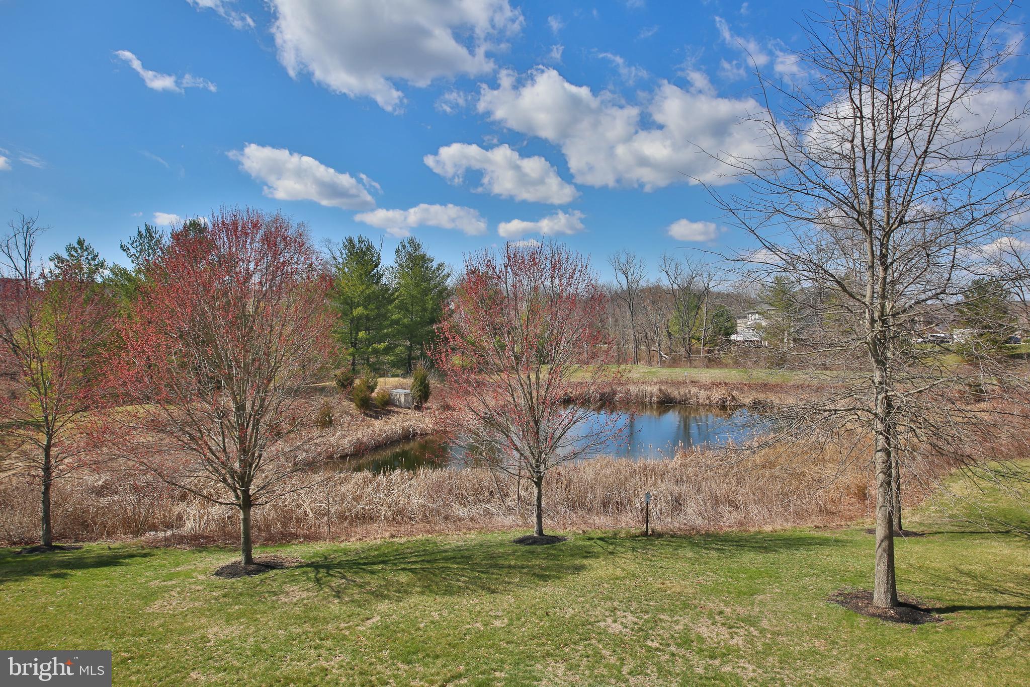 TH AT HERITAGE CNTR - Residential