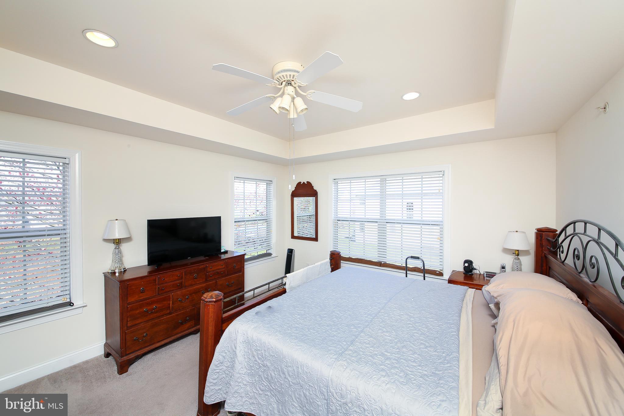 TH AT HERITAGE CNTR - Residential