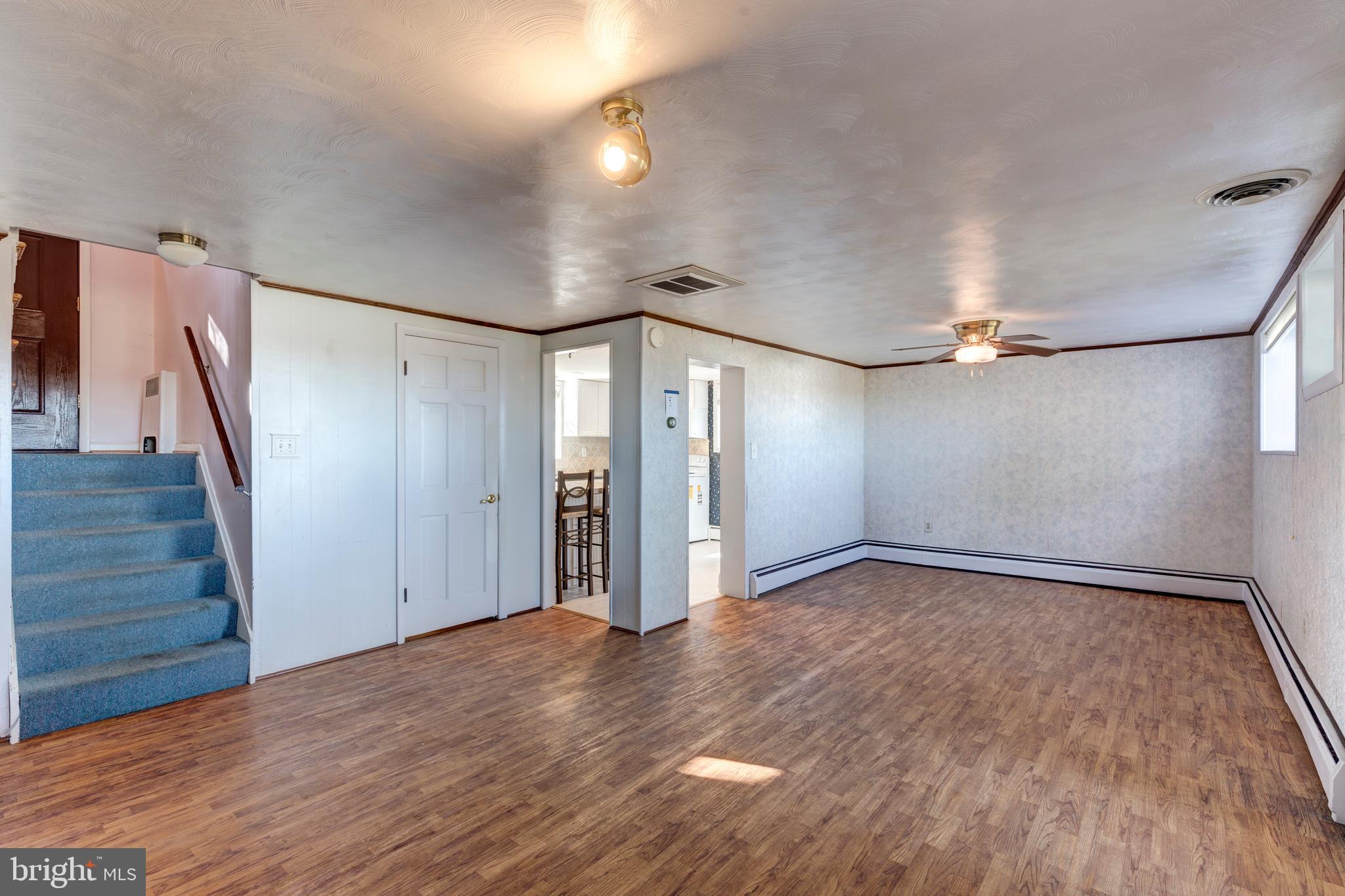 LONG MEADOWS - Residential