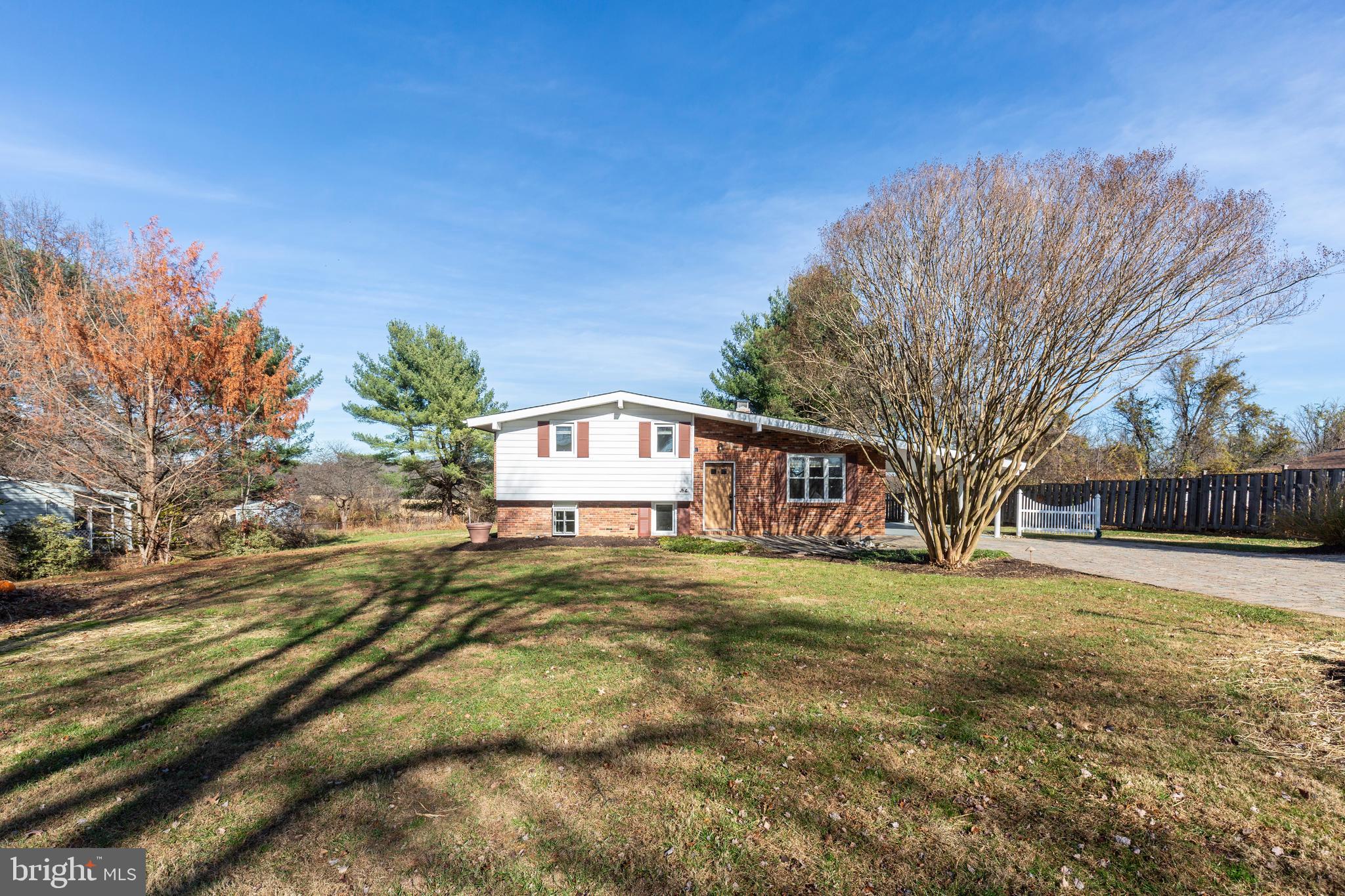 LONG MEADOWS - Residential