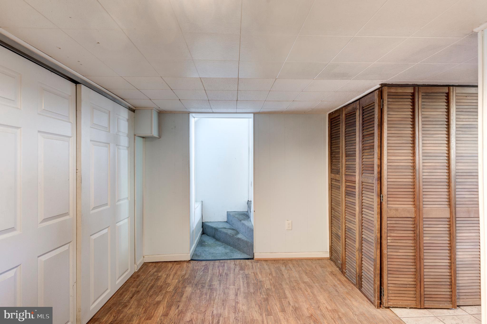 LONG MEADOWS - Residential