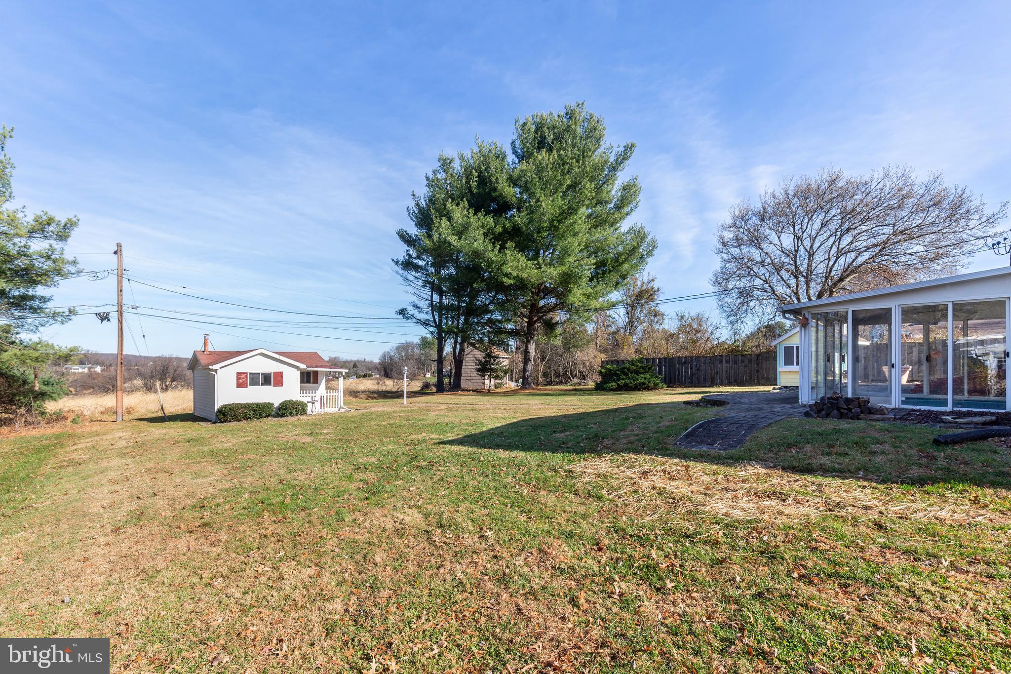 LONG MEADOWS - Residential