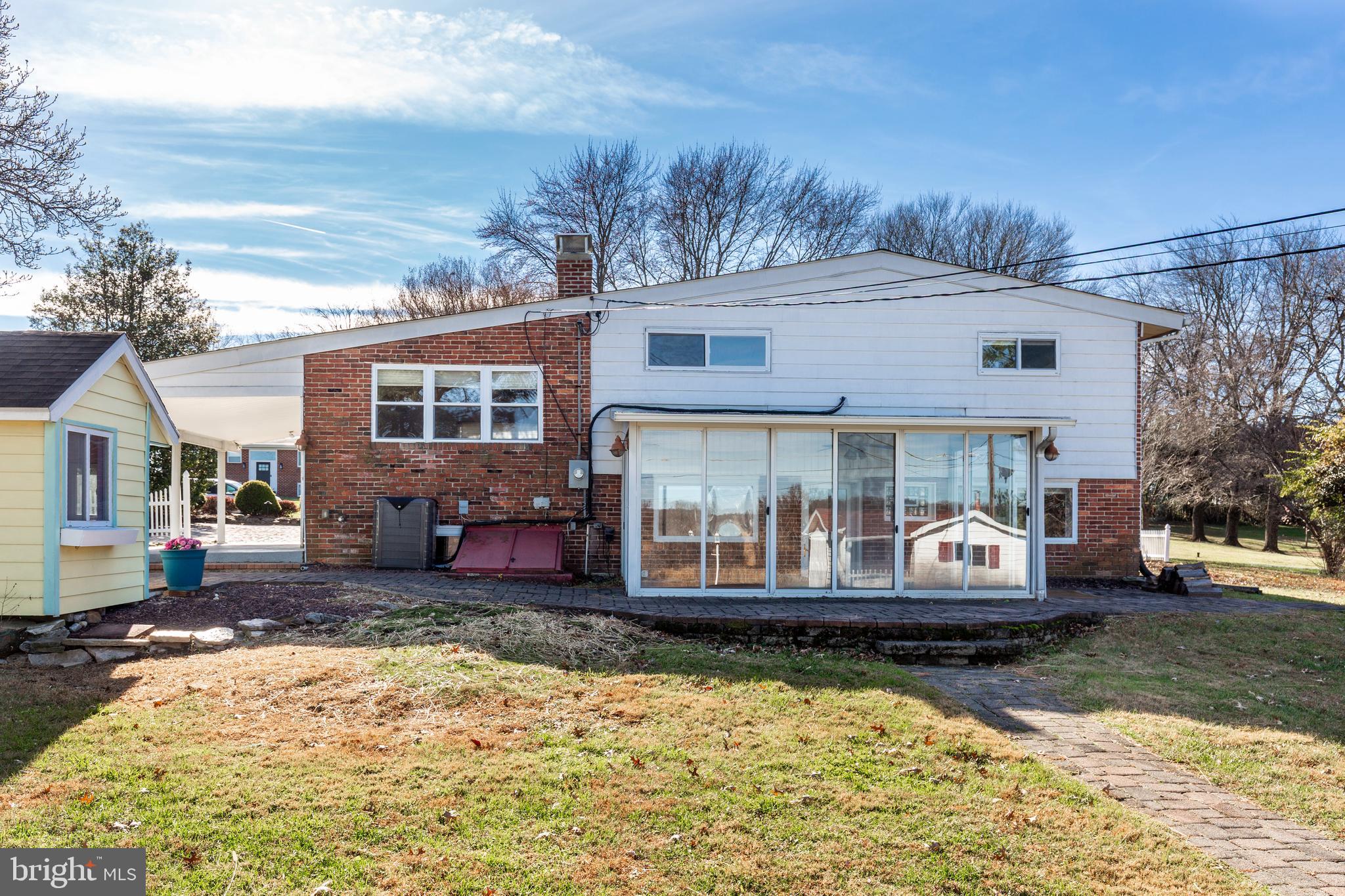 LONG MEADOWS - Residential