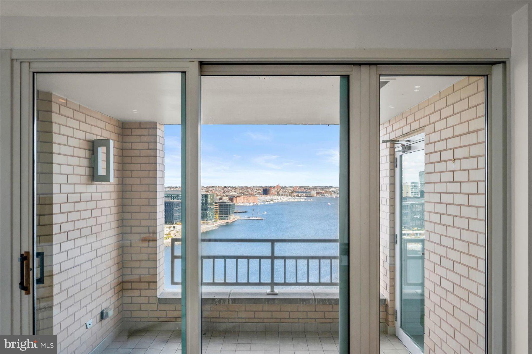 HARBORVIEW - Residential Lease