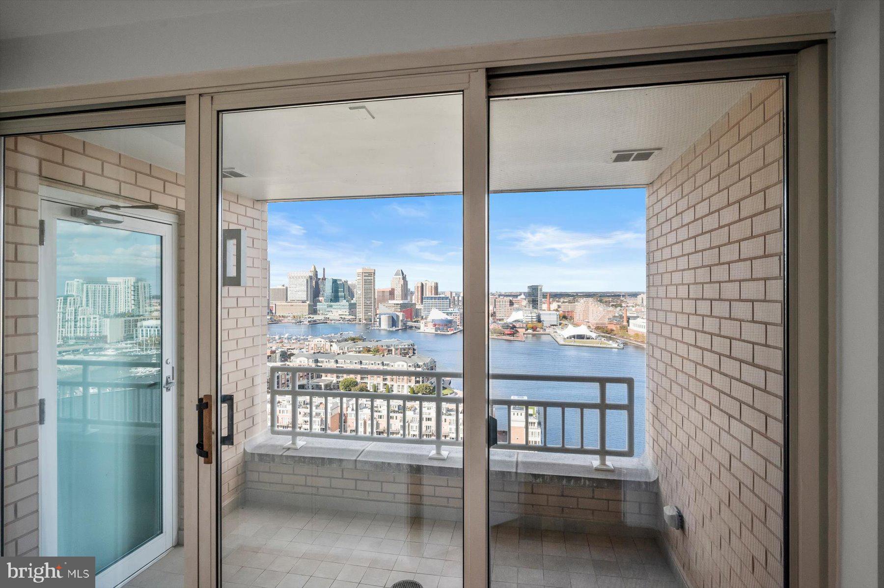 HARBORVIEW - Residential Lease