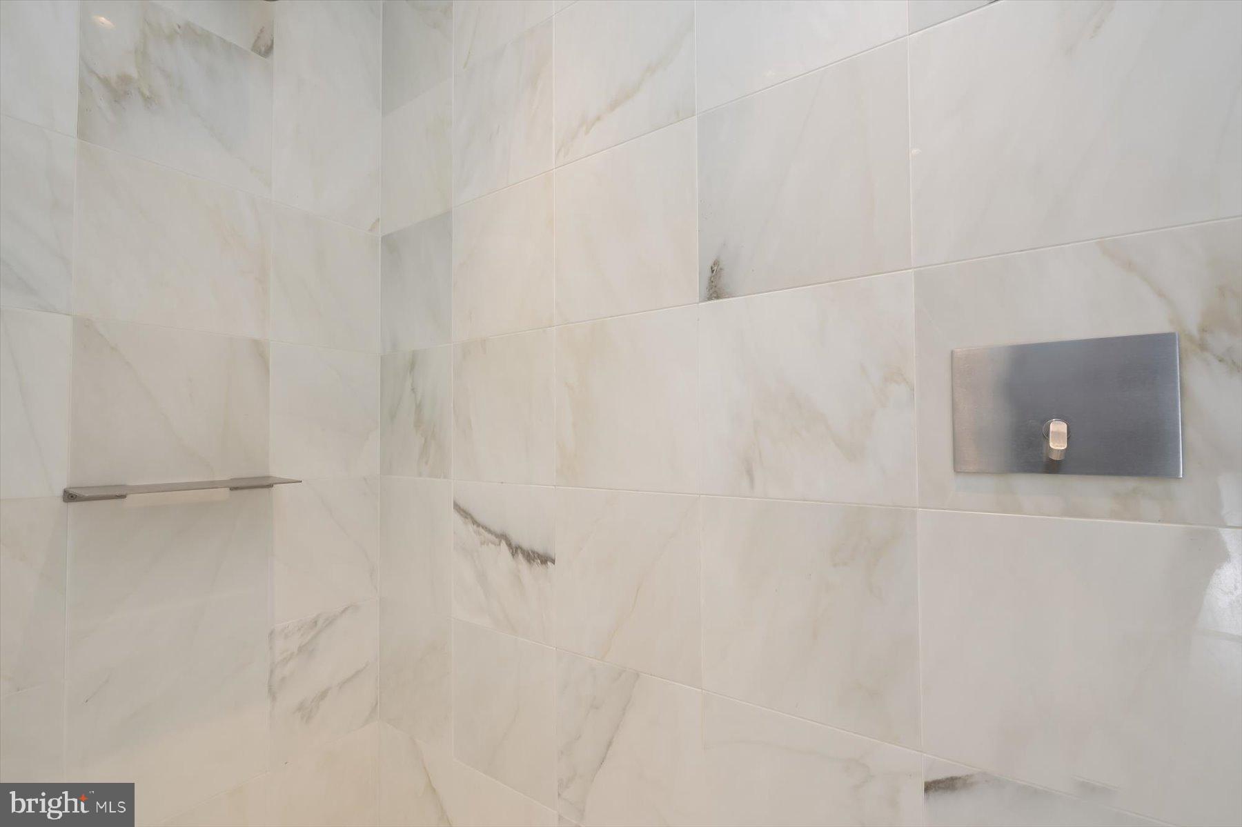 HARBORVIEW - Residential Lease