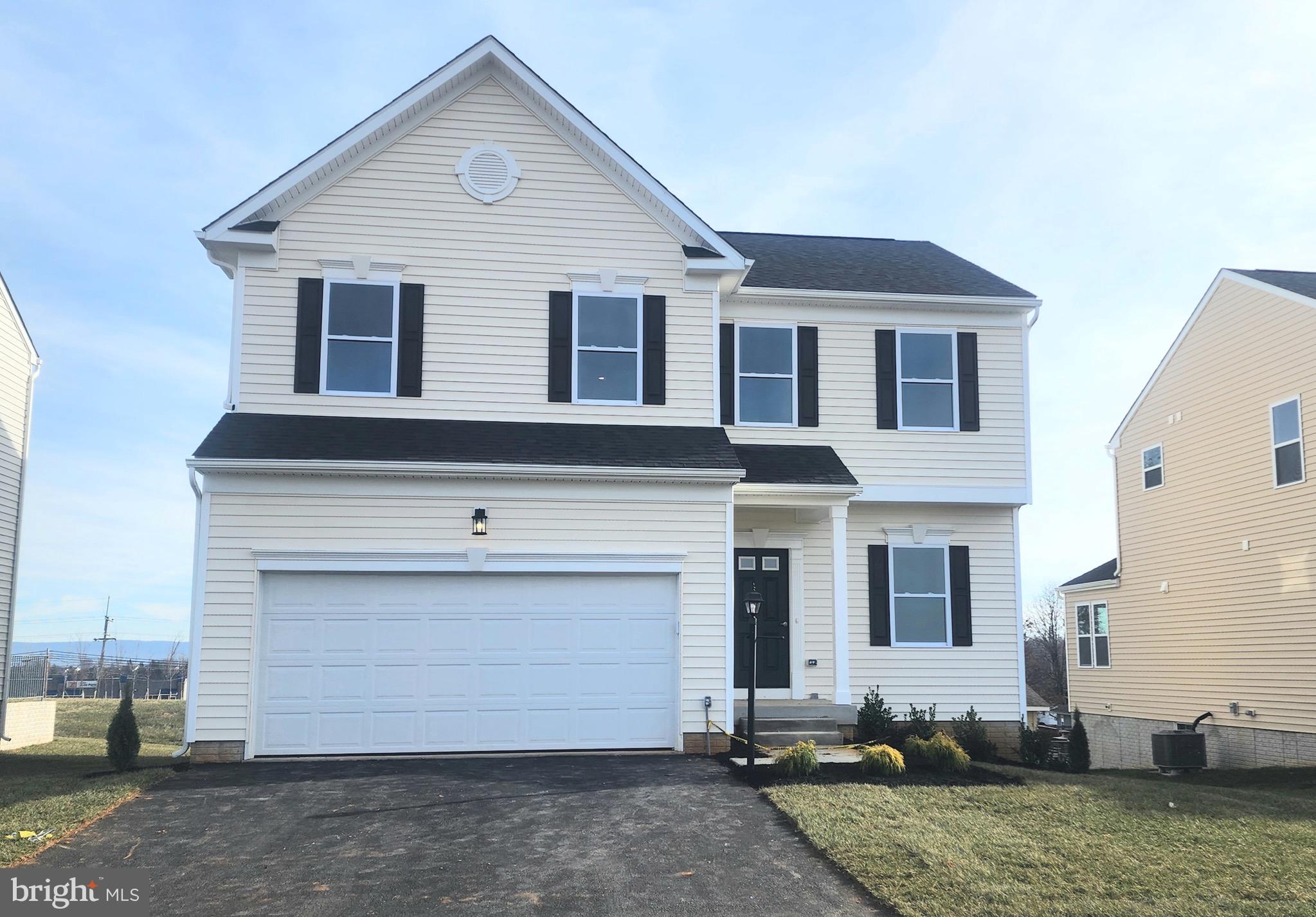 HUNTWELL WEST - Residential