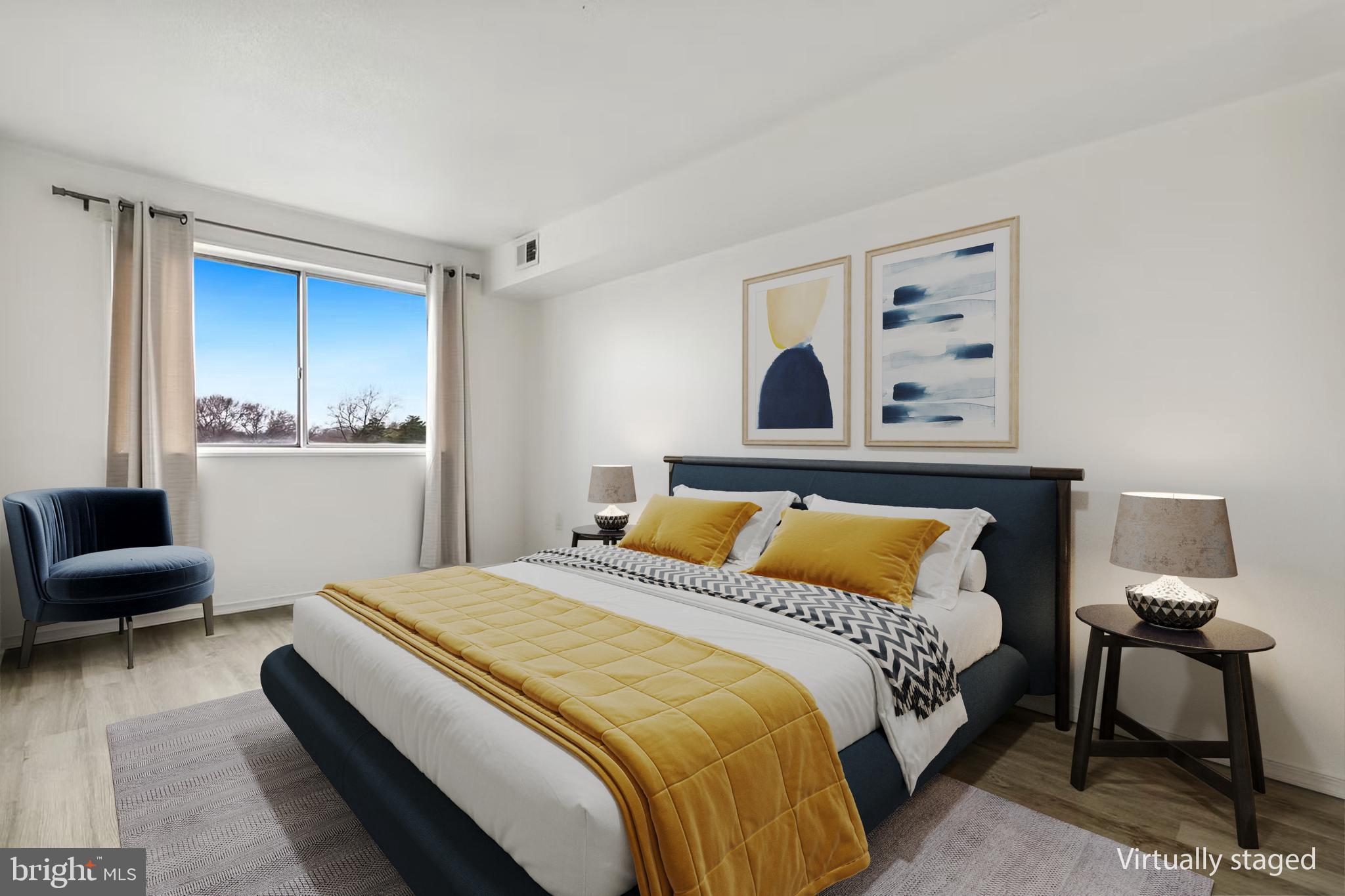 PRESIDENTIAL TOWERS - Residential