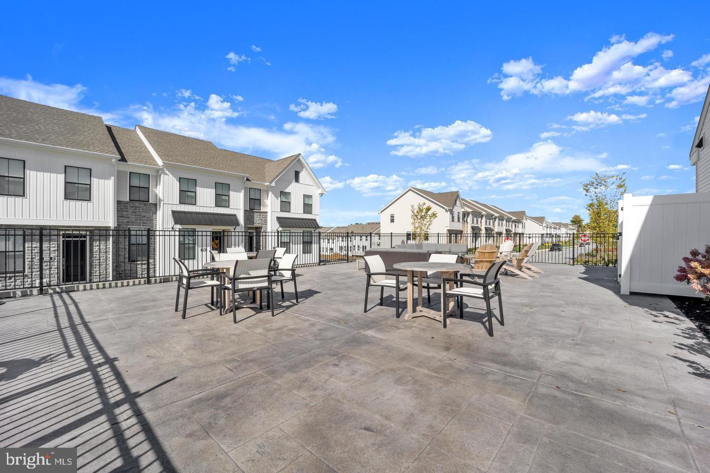 FRANKLIN STATION - Residential