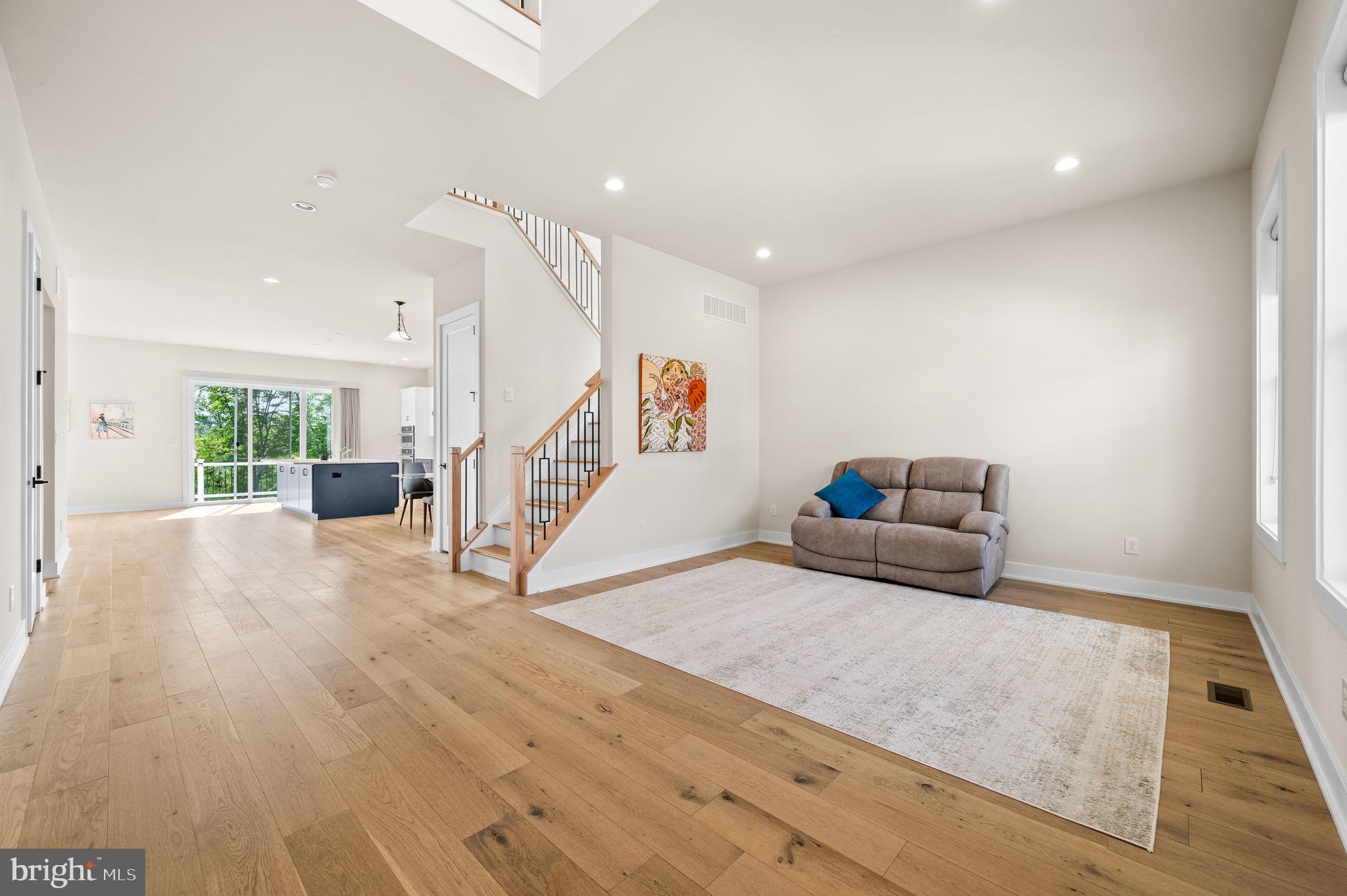 FRANKLIN STATION - Residential