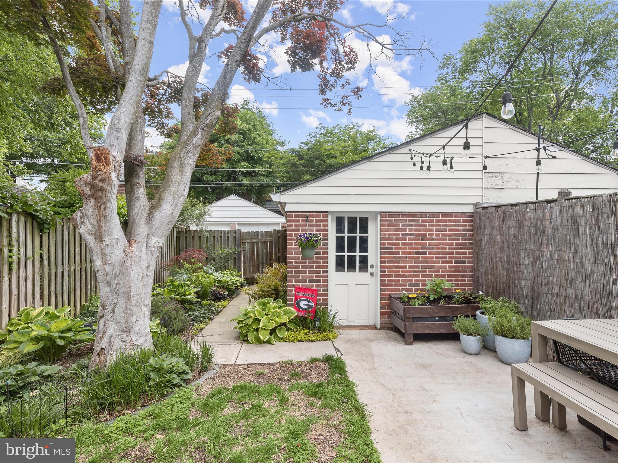 RODGERS FORGE - Residential