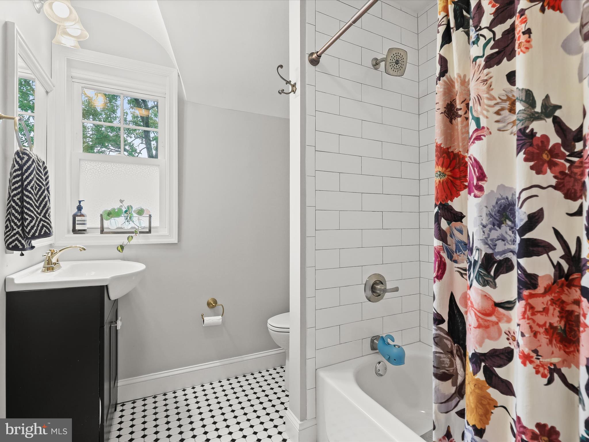 RODGERS FORGE - Residential