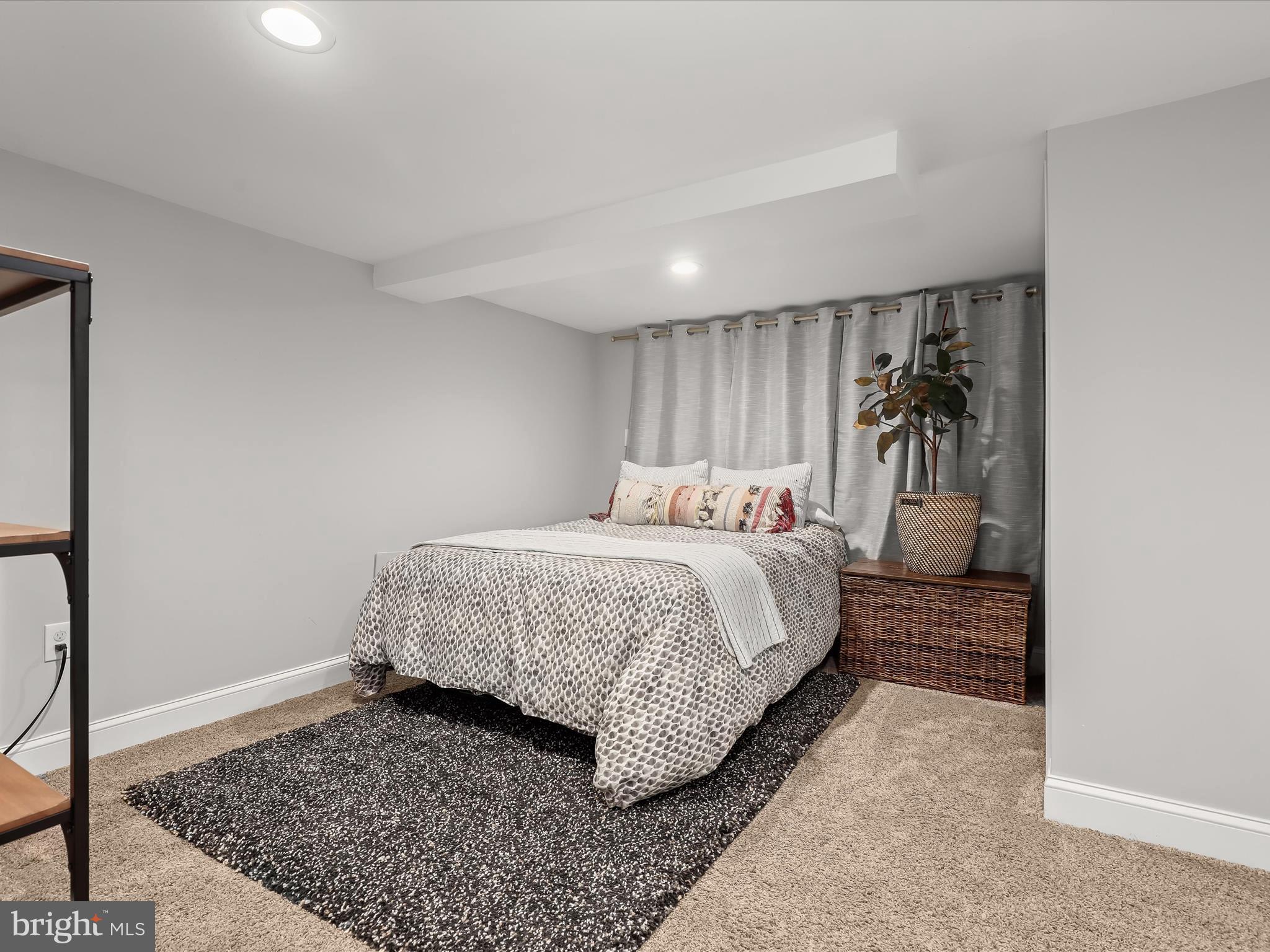 RODGERS FORGE - Residential