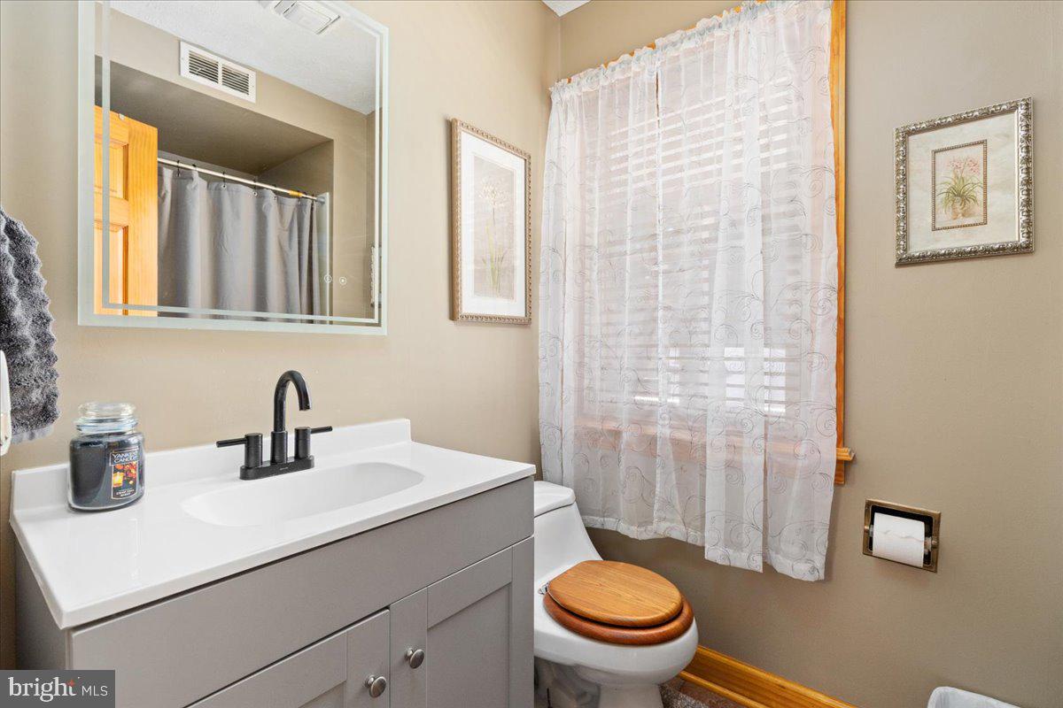 TIMBER RIDGE FARMS - Residential