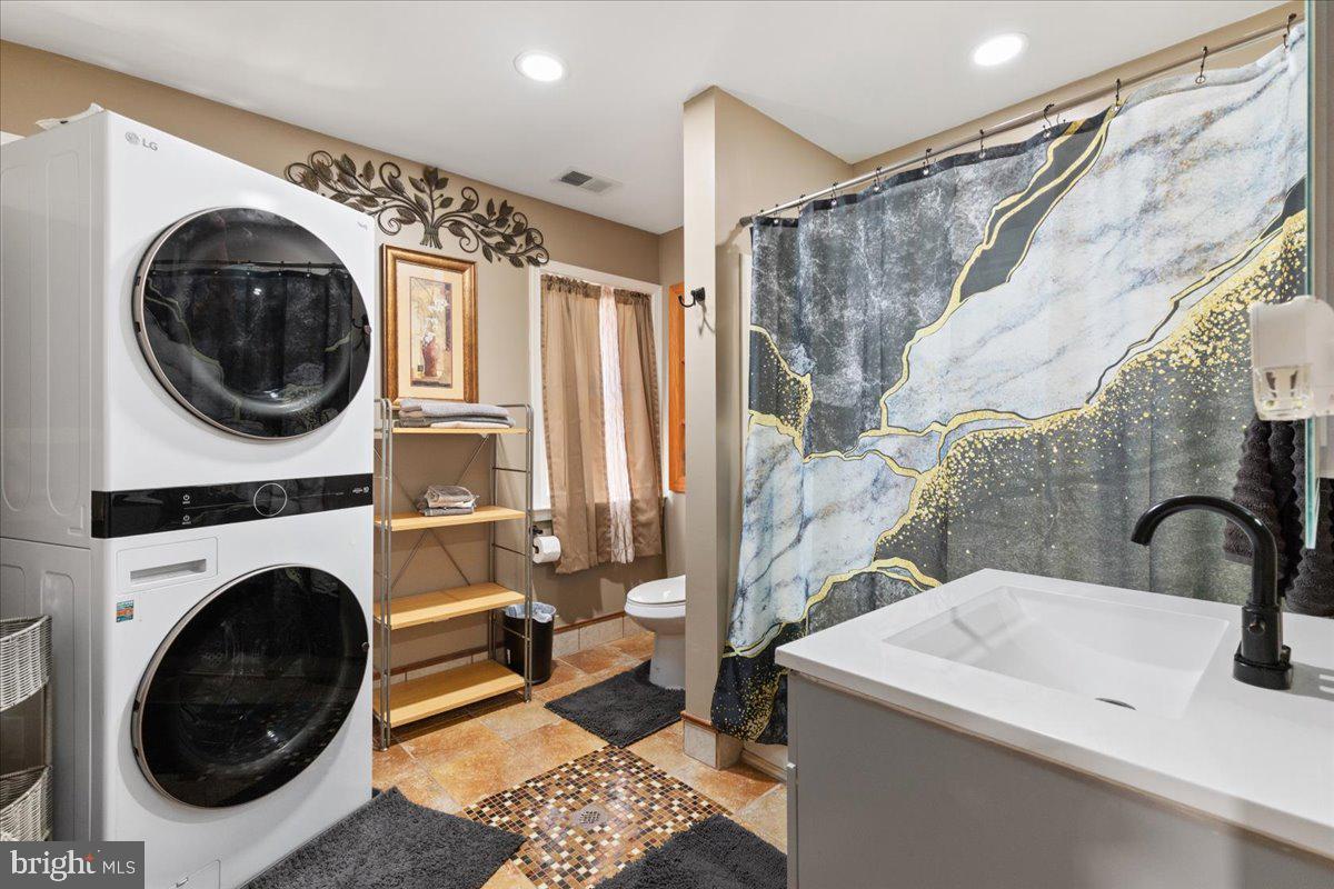 TIMBER RIDGE FARMS - Residential