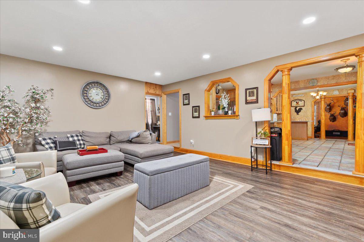 TIMBER RIDGE FARMS - Residential