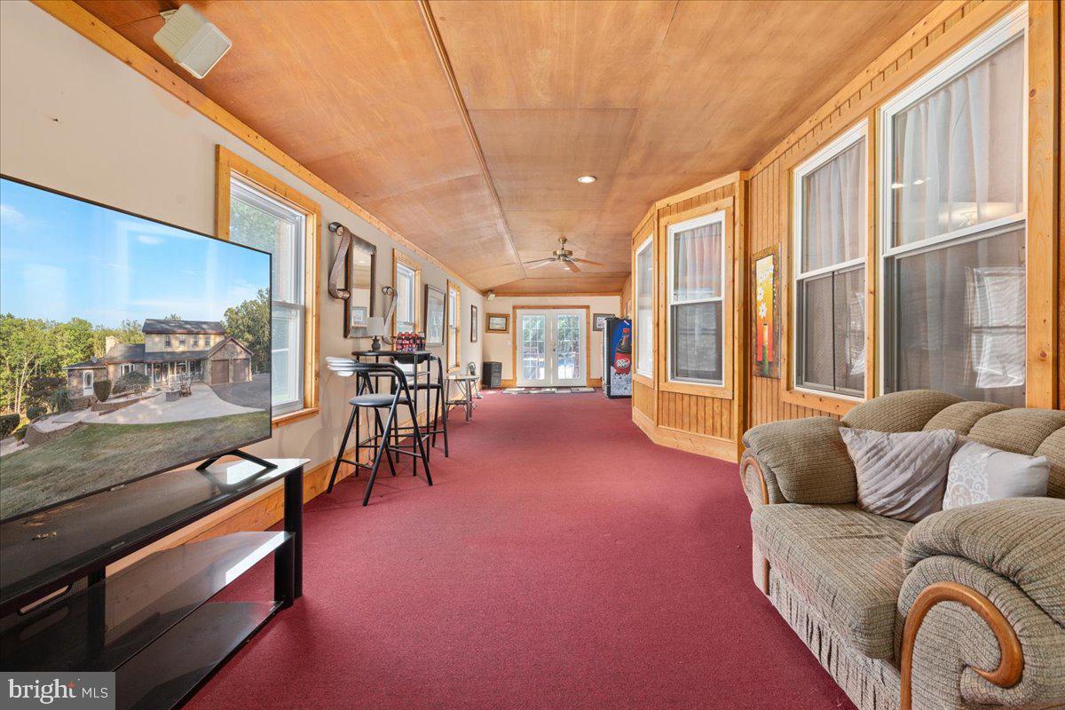 TIMBER RIDGE FARMS - Residential