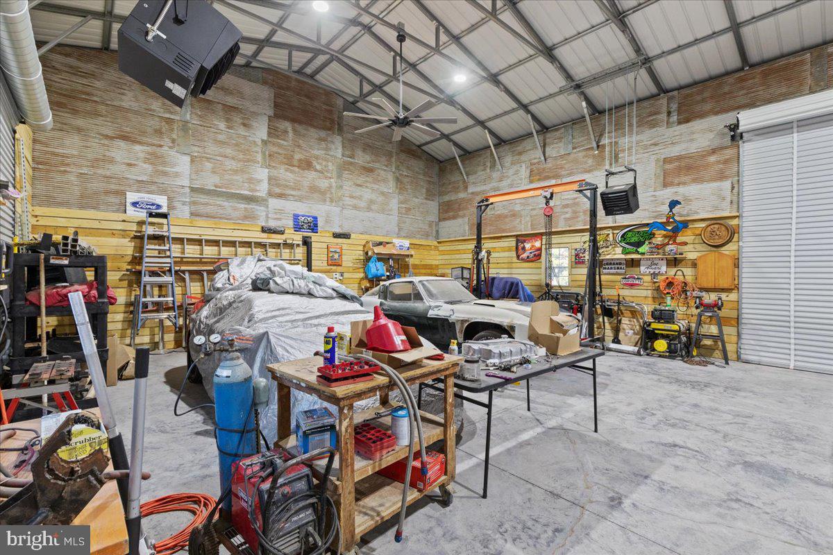 TIMBER RIDGE FARMS - Residential